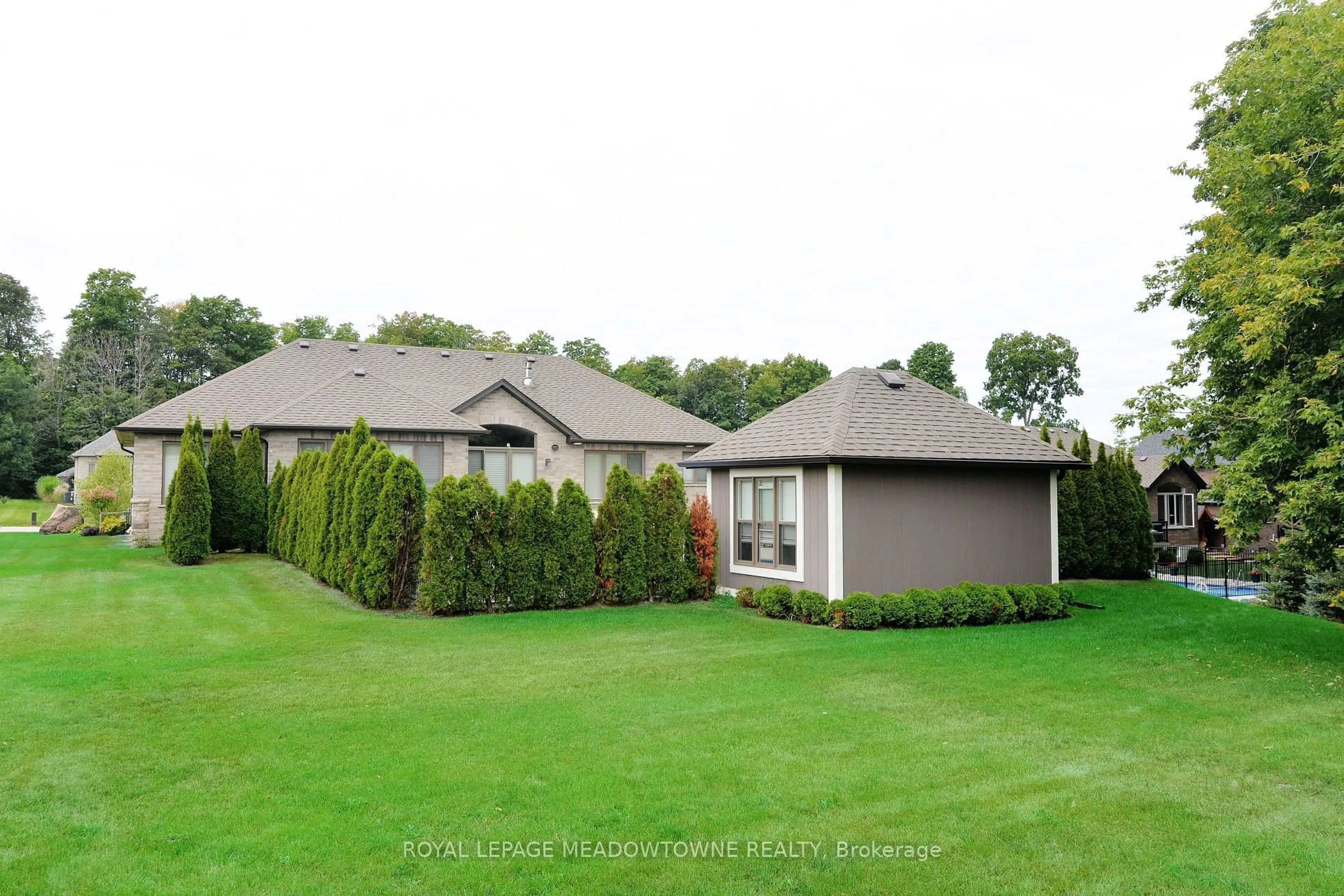 A pic from outside/outdoor area/front of a property/back of a property/a pic from drone, unknown for 9 Black Creek Tr, Springwater Ontario L9X 0J2