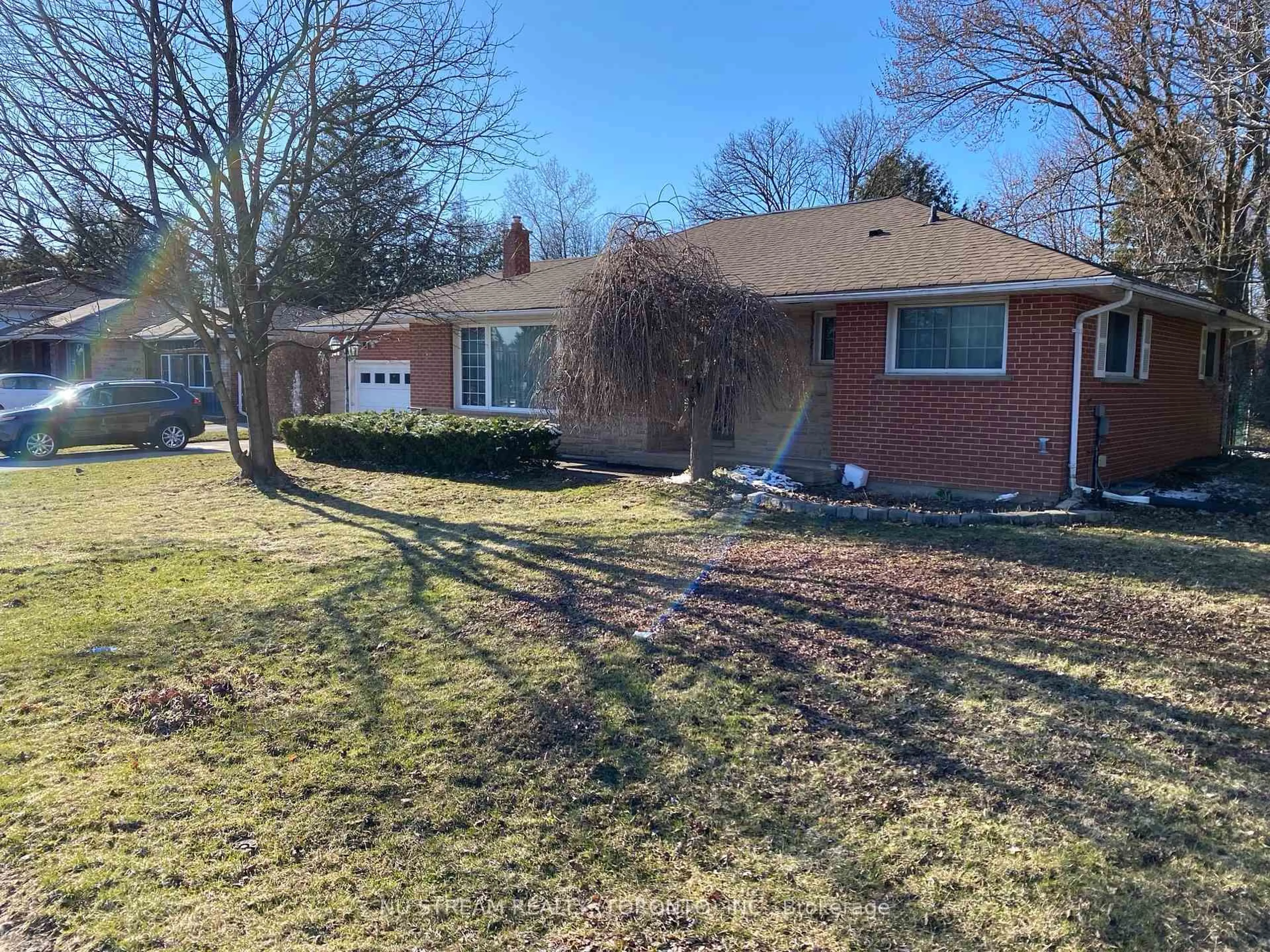 Unknown for 556 Big Bay Point Rd, Barrie Ontario L4N 3Z5