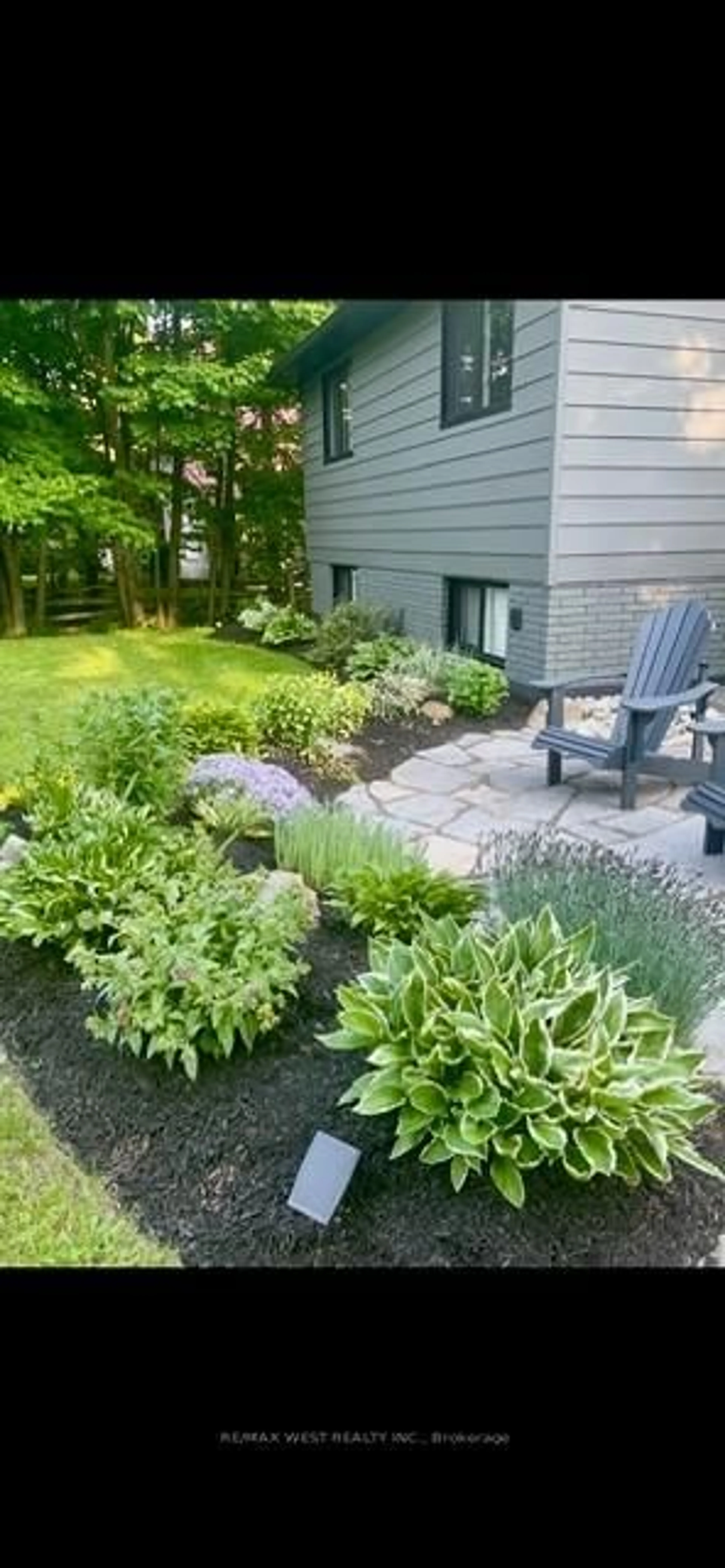 Patio, street for 169 Bayview Ave, Tay Ontario L0K 1R0