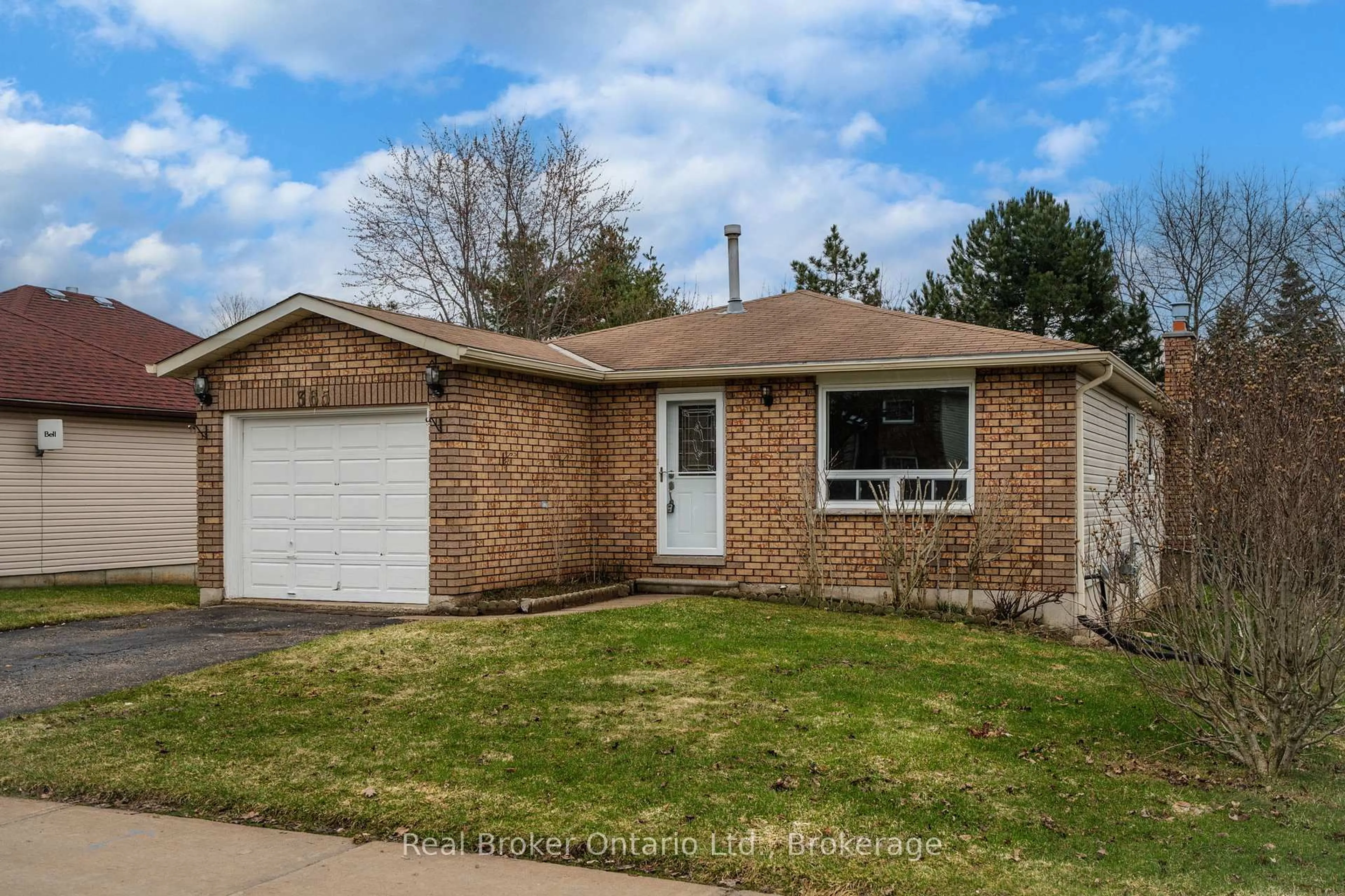 Home with brick exterior material, street for 365 Galloway Blvd, Midland Ontario L4R 5B2