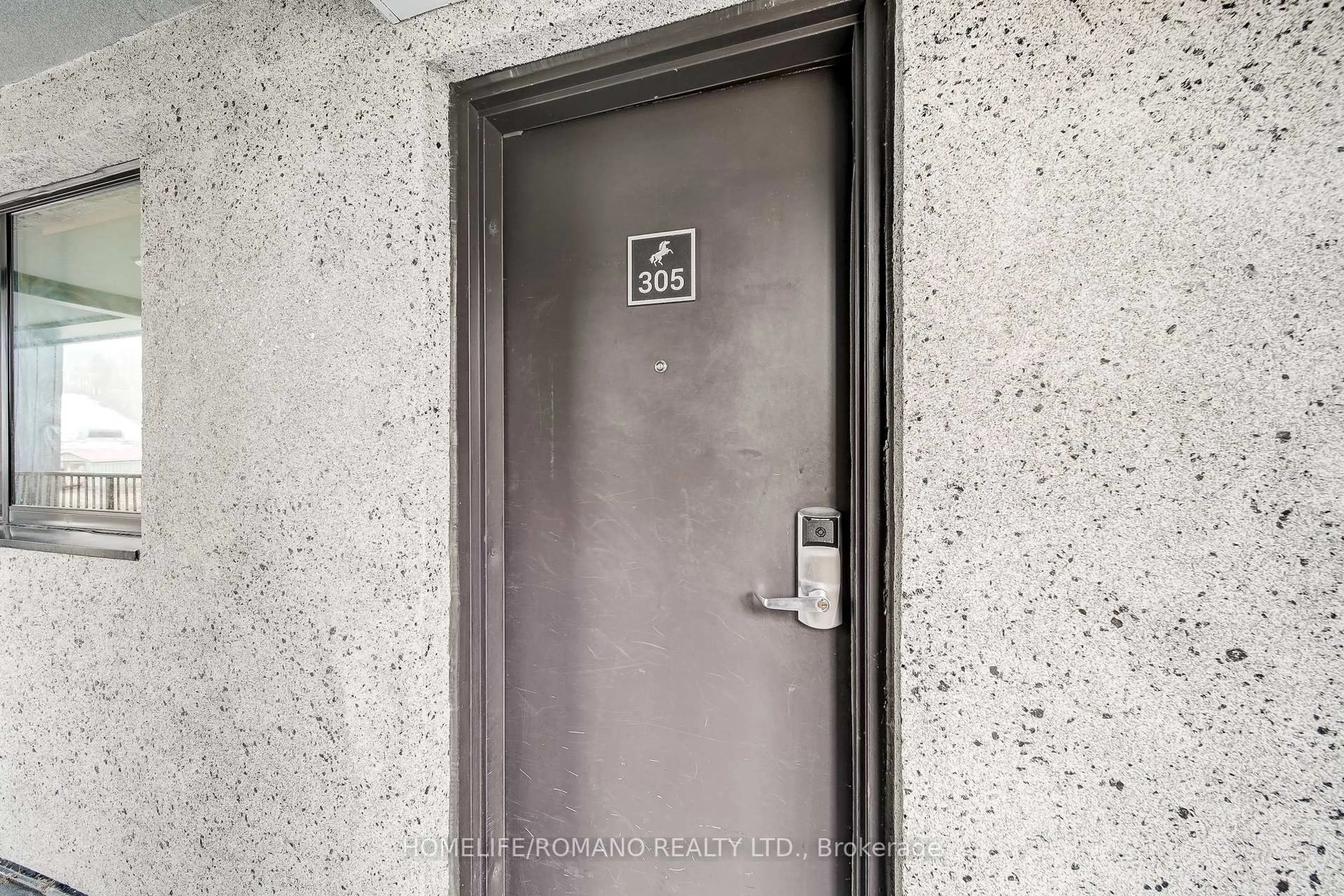 Unknown for 80 Horseshoe Blvd #305, Oro-Medonte Ontario L4M 4Y8