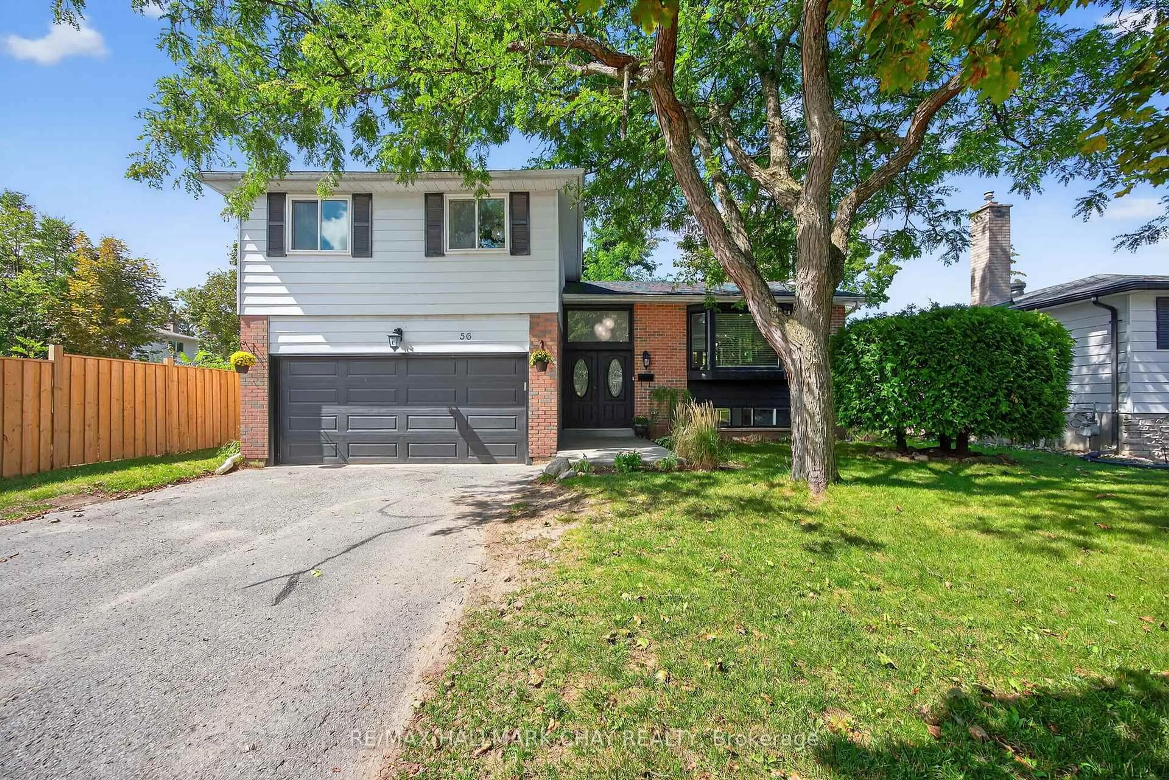 Unknown for 56 Briar Rd, Barrie Ontario L4N 3M4