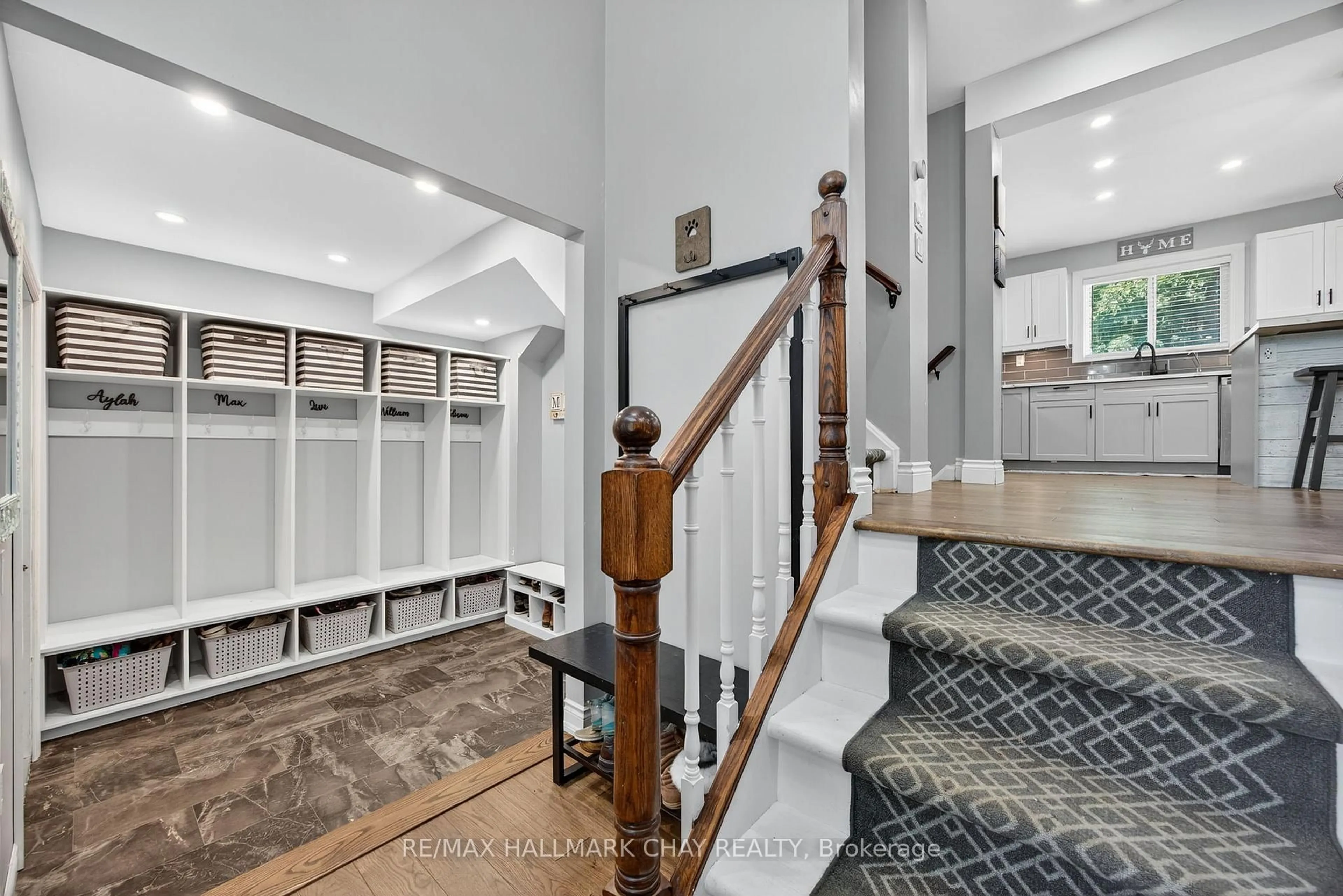 Indoor entryway for 56 Briar Rd, Barrie Ontario L4N 3M4