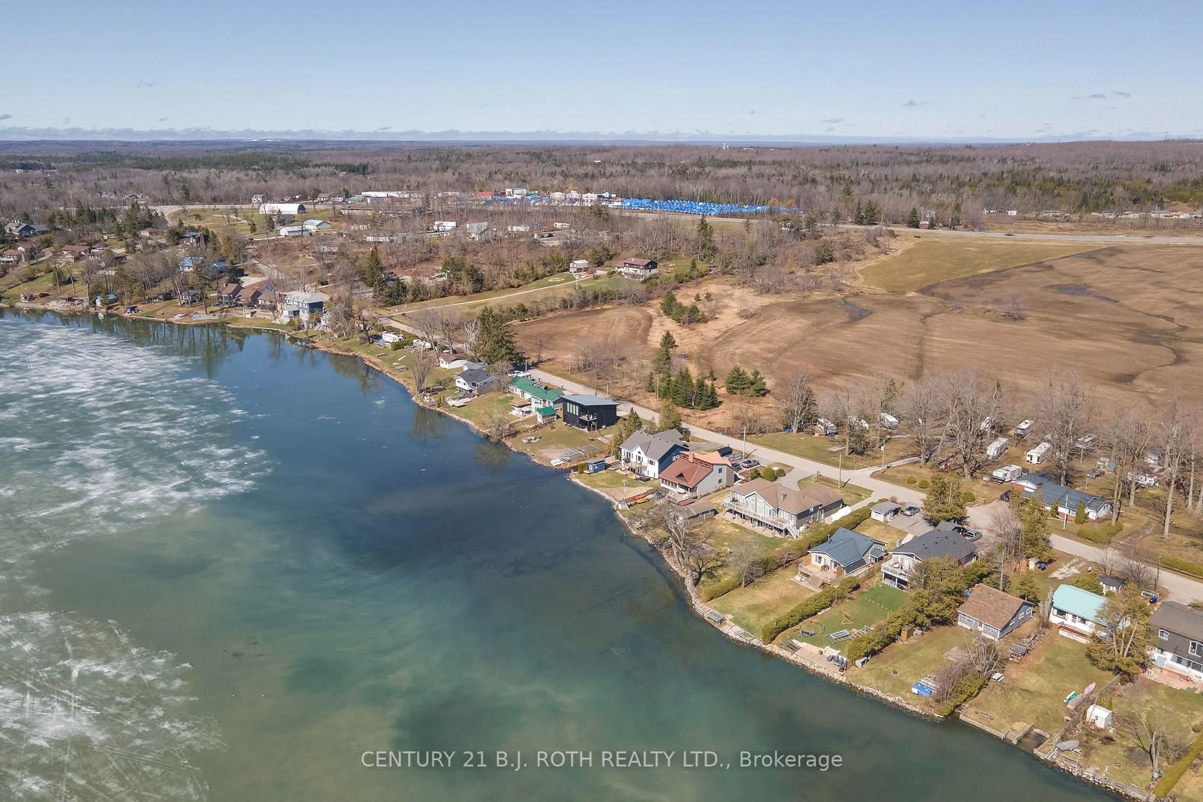 A pic from outside/outdoor area/front of a property/back of a property/a pic from drone, water/lake/river/ocean view for 1931 Woods Bay Rd, Severn Ontario L3V 0V7