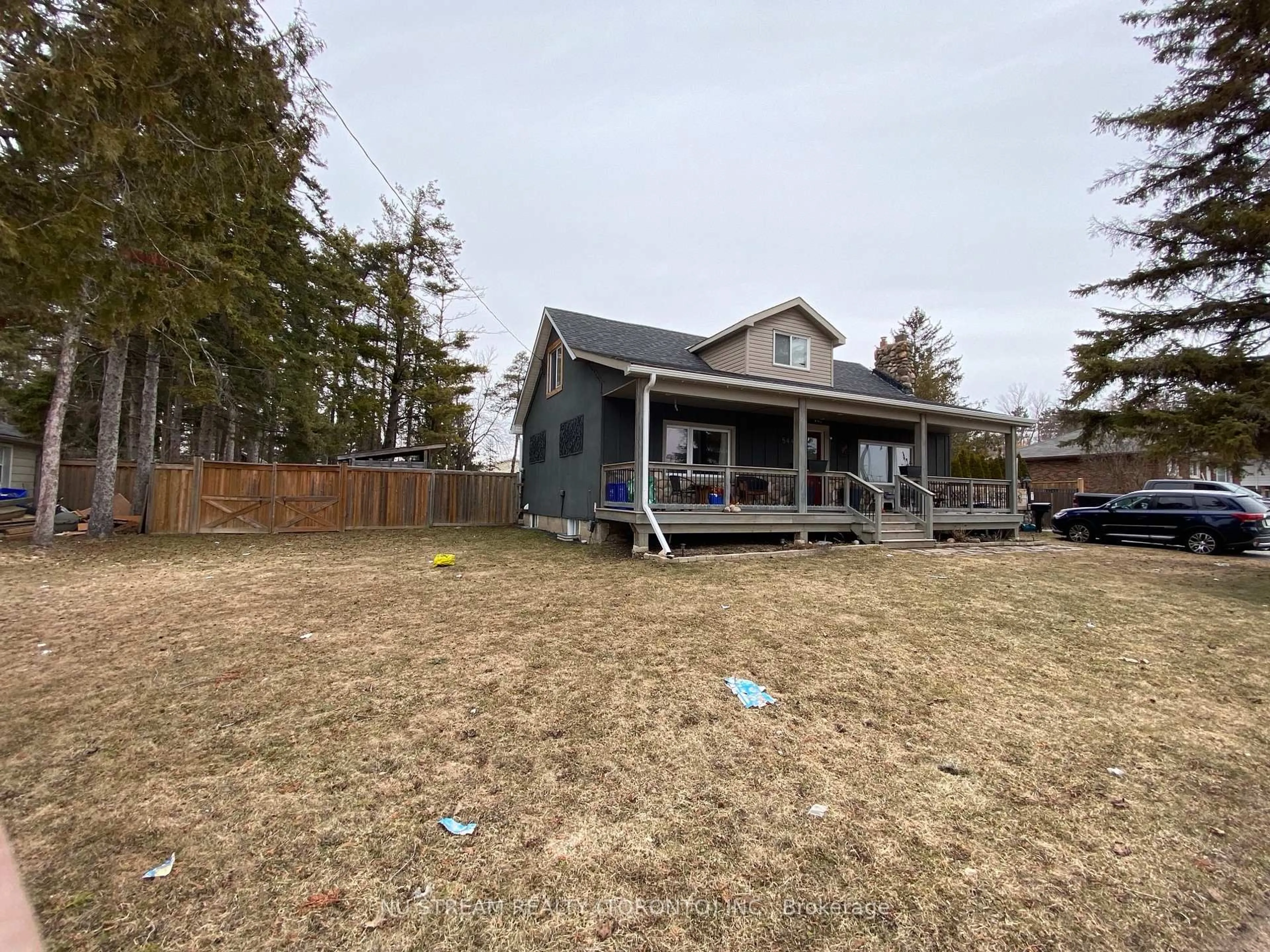 A pic from outside/outdoor area/front of a property/back of a property/a pic from drone, unknown for 544 Big Bay Point Rd, Barrie Ontario L4N 3Z5