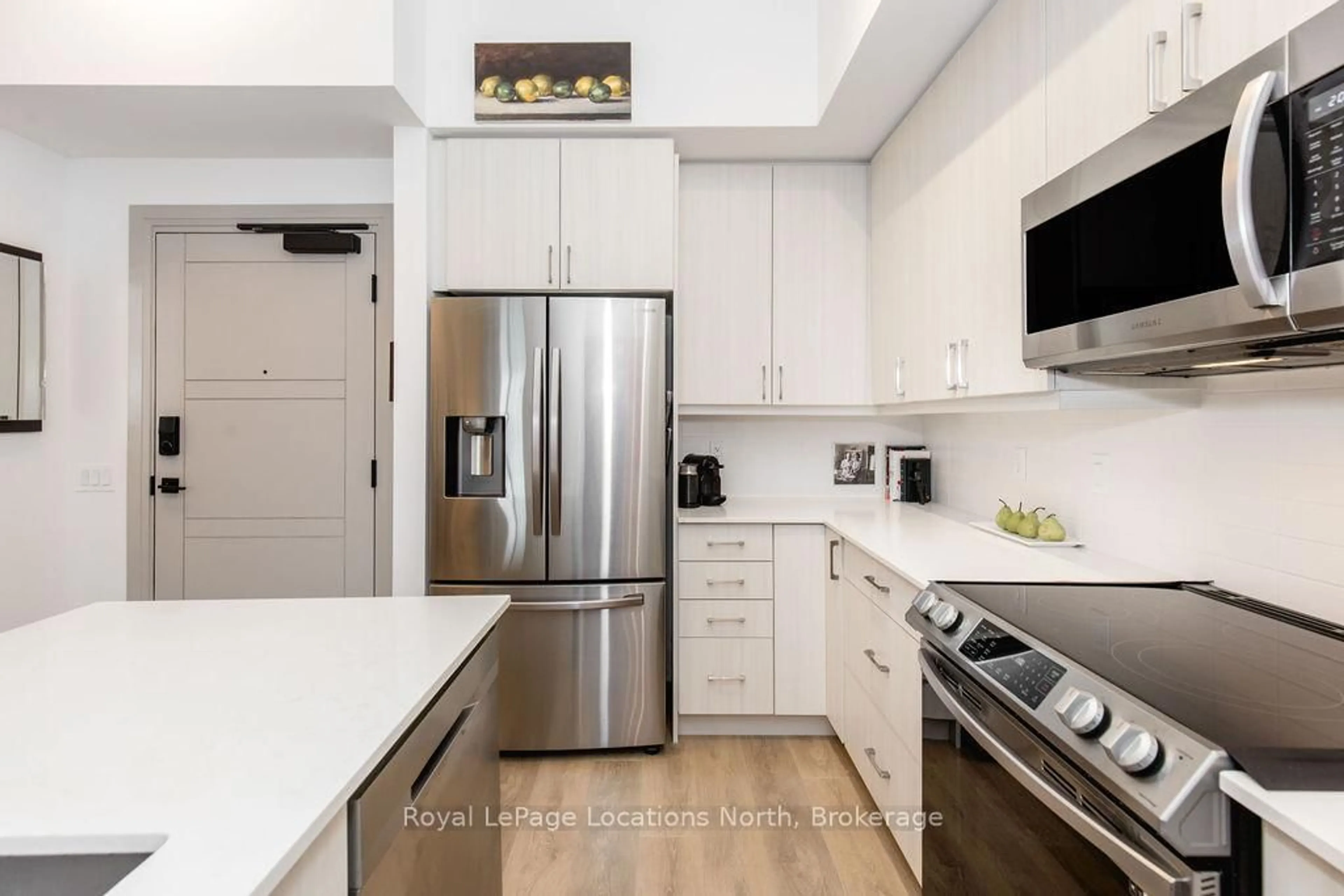 Contemporary kitchen, ceramic/tile floor for 1 Hume St #501, Collingwood Ontario L9Y 0X3