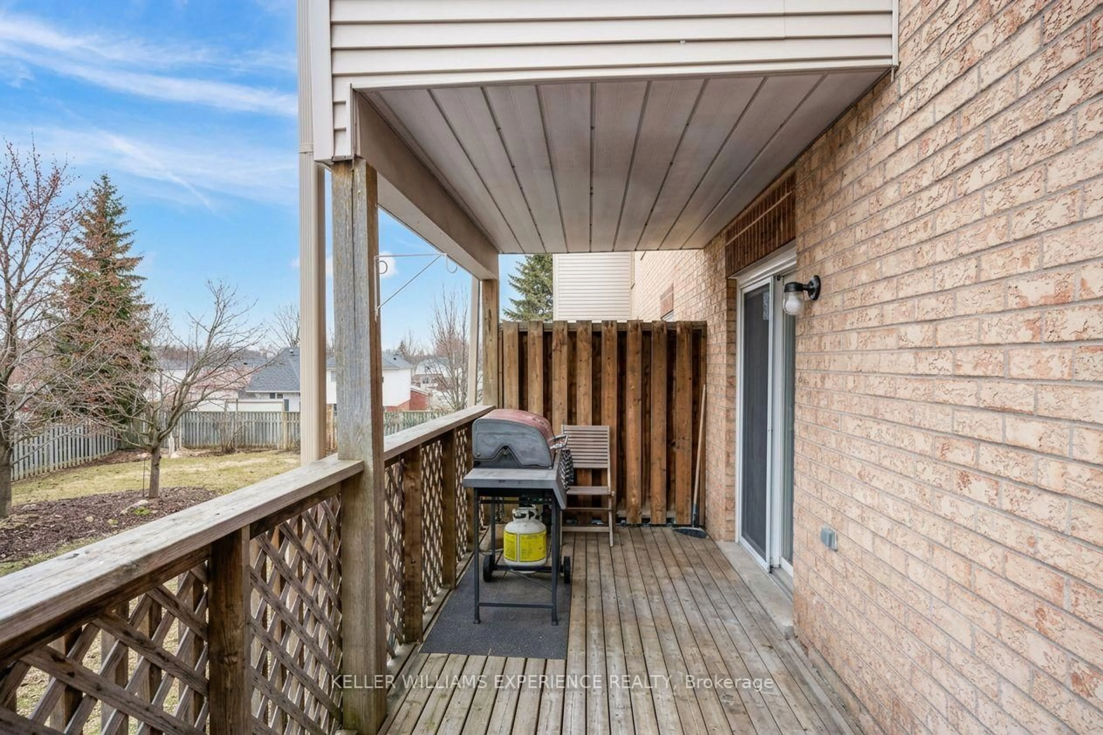 Patio, street for 119 D'ambrosio Dr #34, Barrie Ontario L4N 7R7