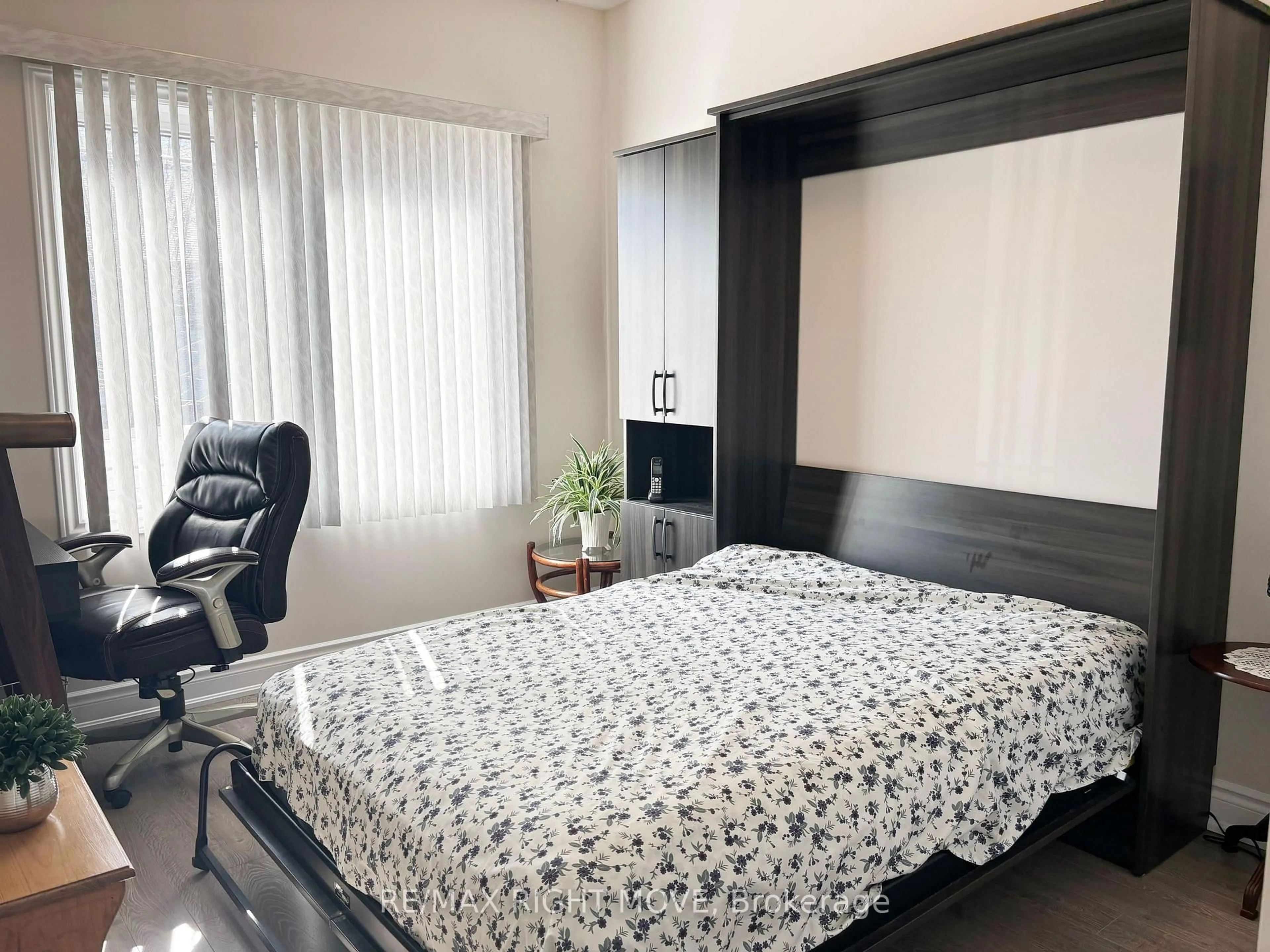 Bedroom with bed, unknown for 179 Lucy Lane, Orillia Ontario L3V 0G3