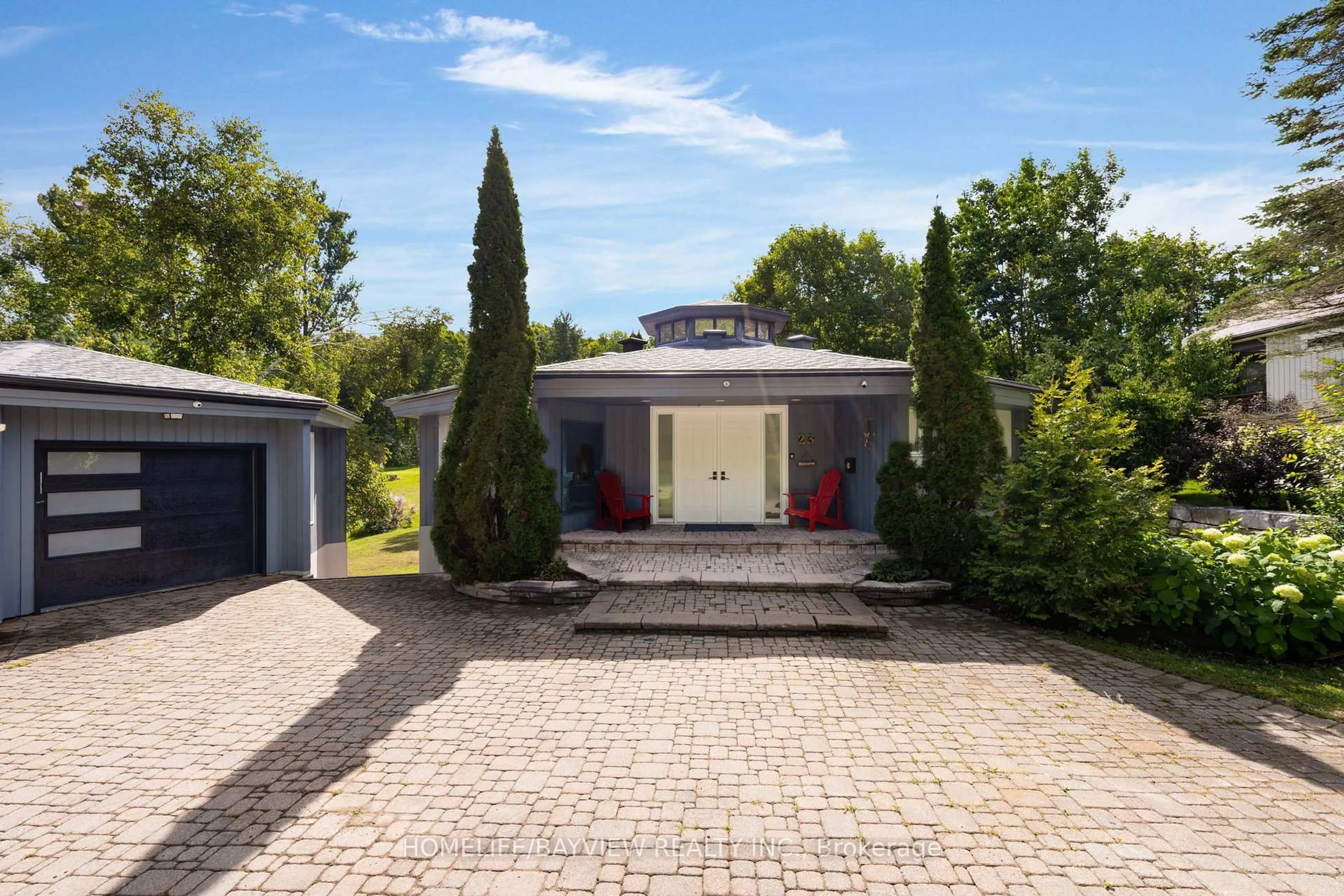 Home with brick exterior material, street for 23 Country Club Lane, Oro-Medonte Ontario L4M 4Y8