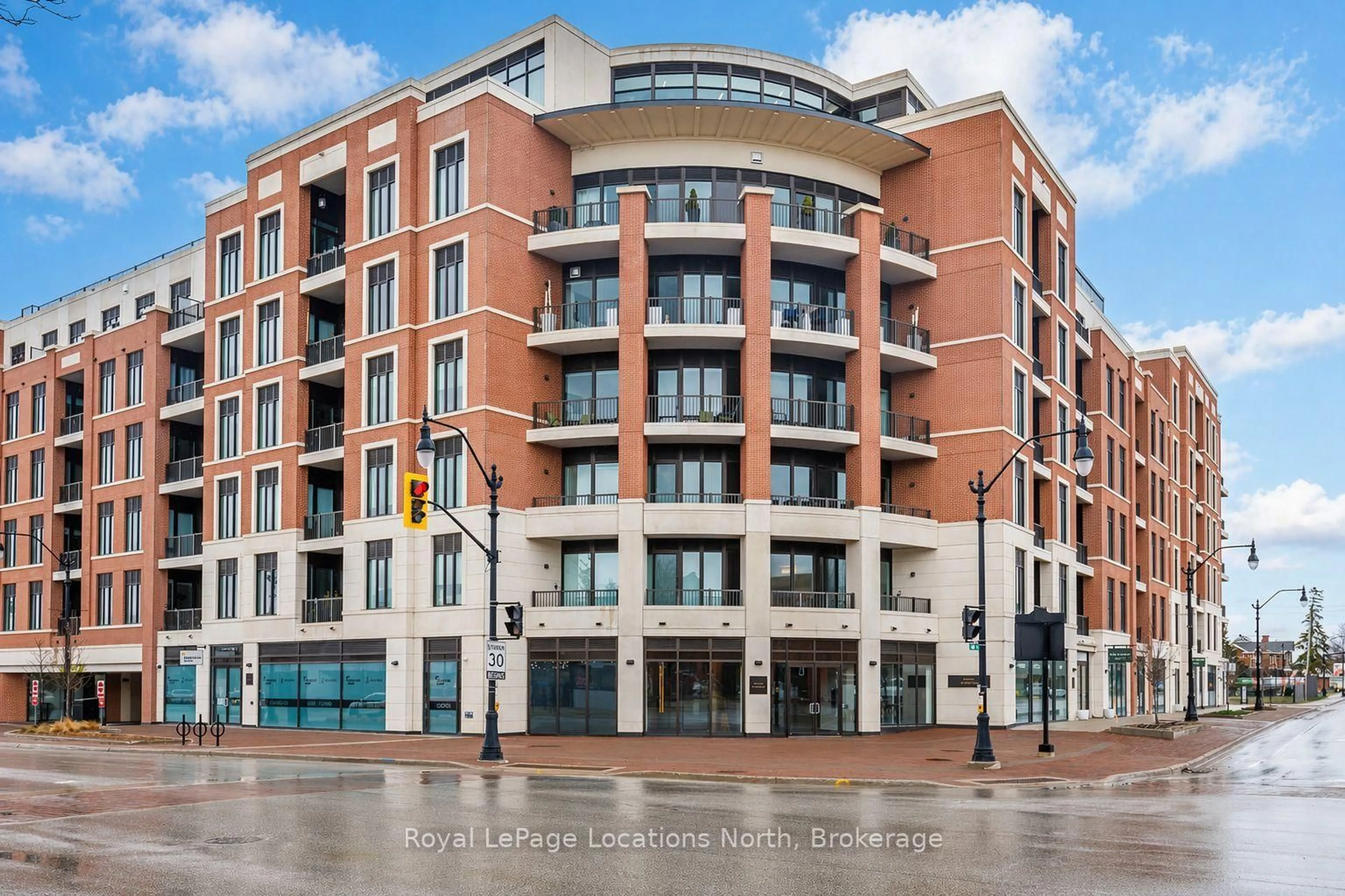 Unknown for 1 HUME St #322, Collingwood Ontario L9Y 0X3