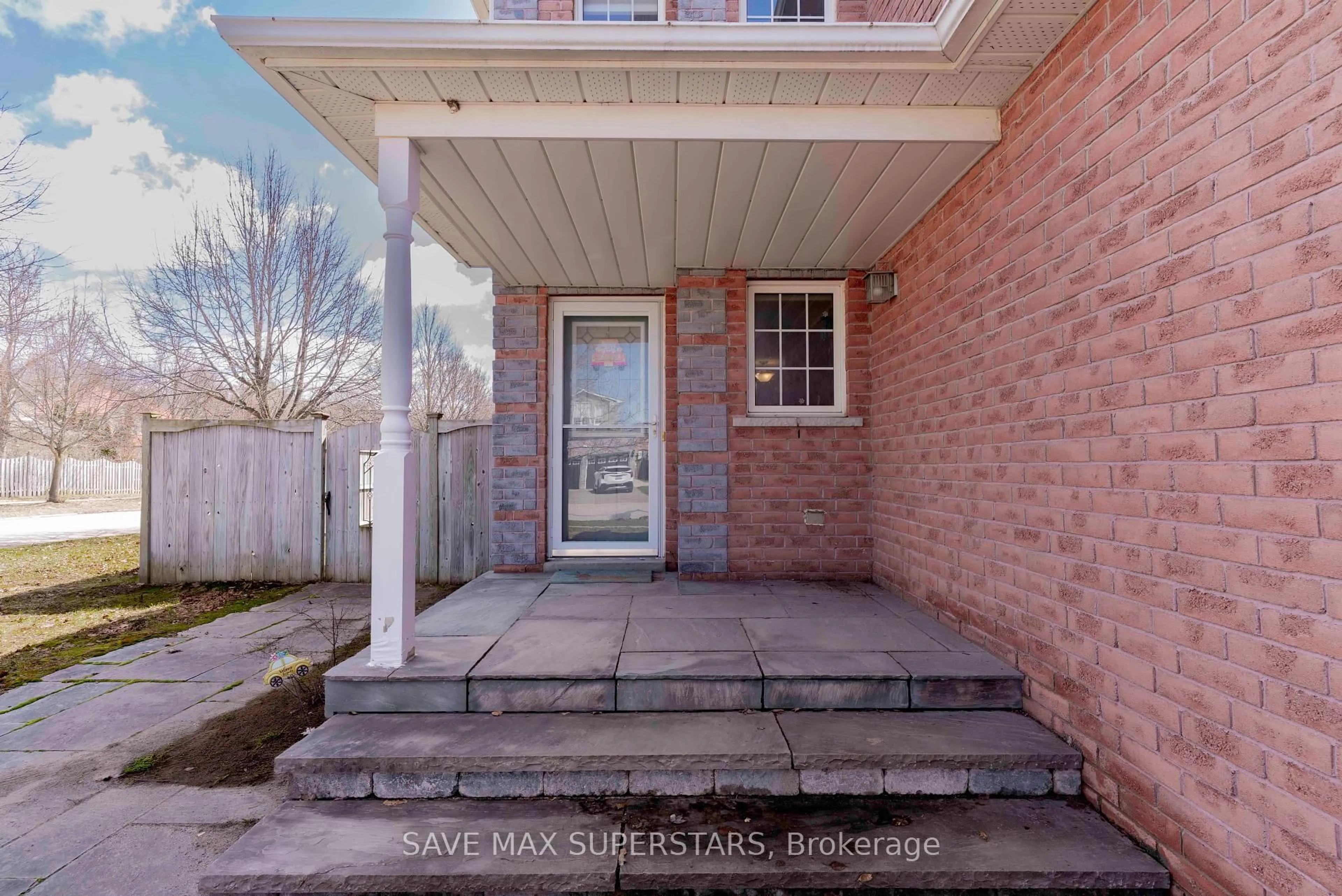 Unknown for 63 Gore Dr, Barrie Ontario L4N 5R5