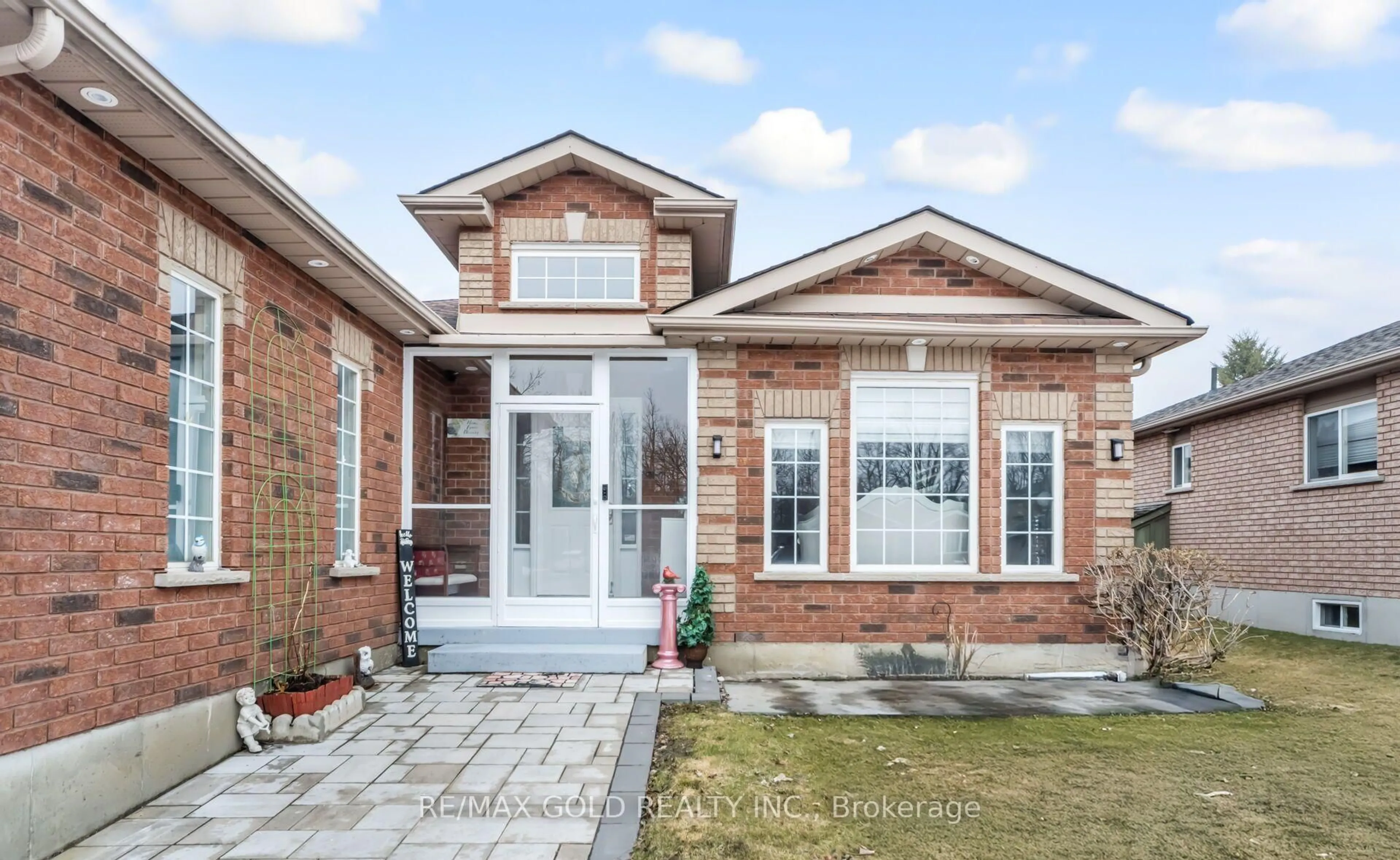 Home with brick exterior material, street for 68 Benson Dr, Barrie Ontario L4N 7Y2