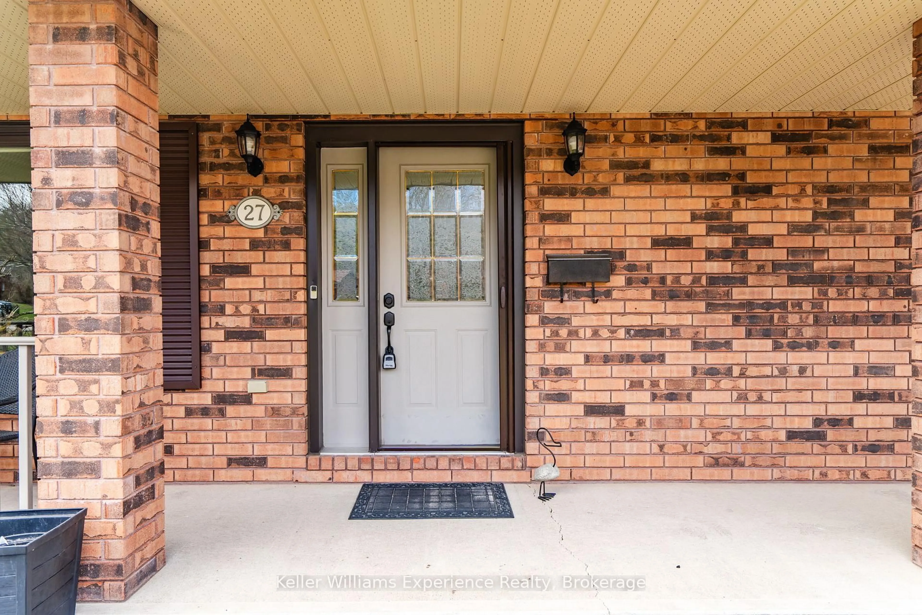 Unknown for 27 Rosewood Ave, Springwater Ontario L0L 1X0