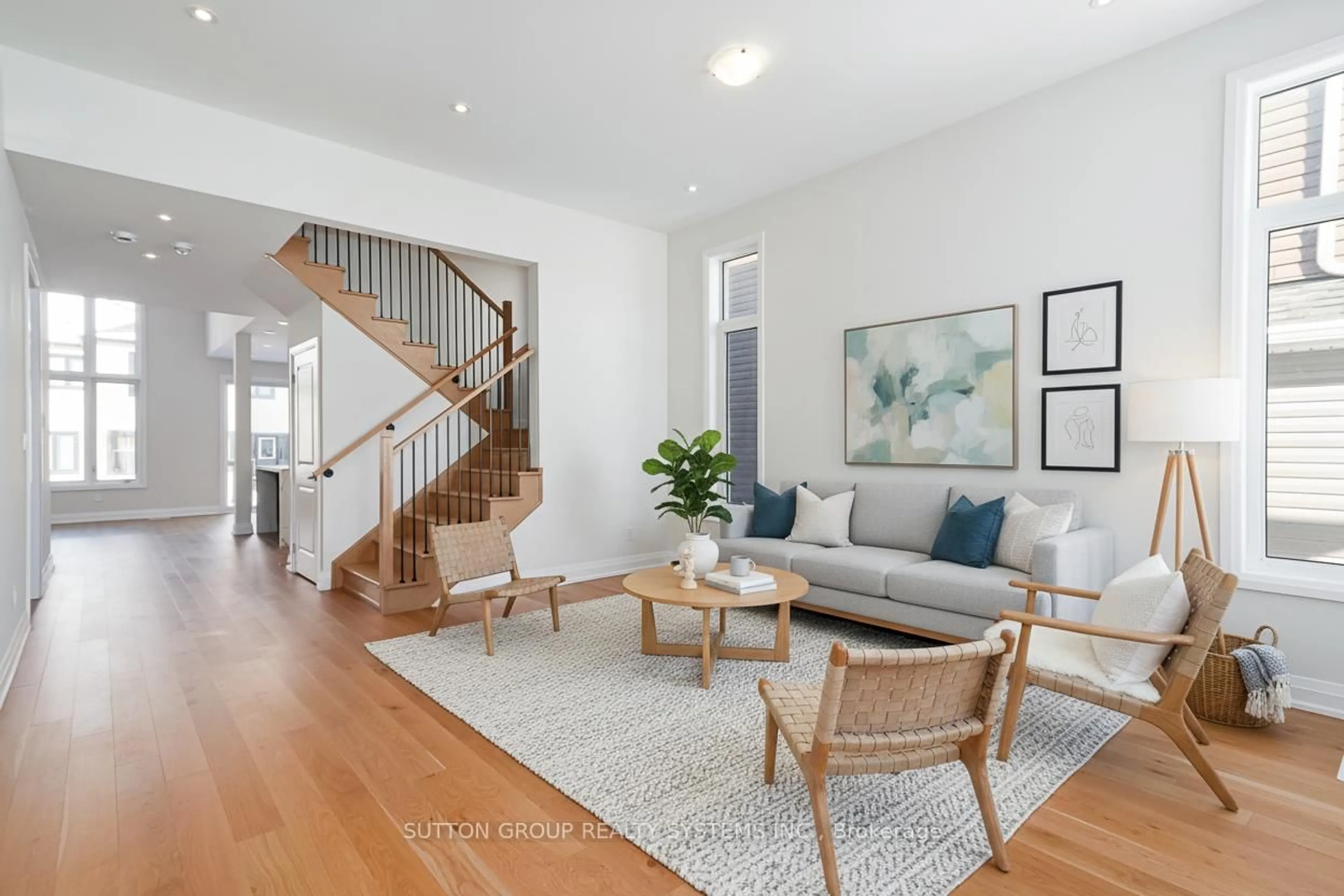 Living room with furniture, unknown for 11 Sun Valley Ave, Wasaga Beach Ontario L9Z 0N6