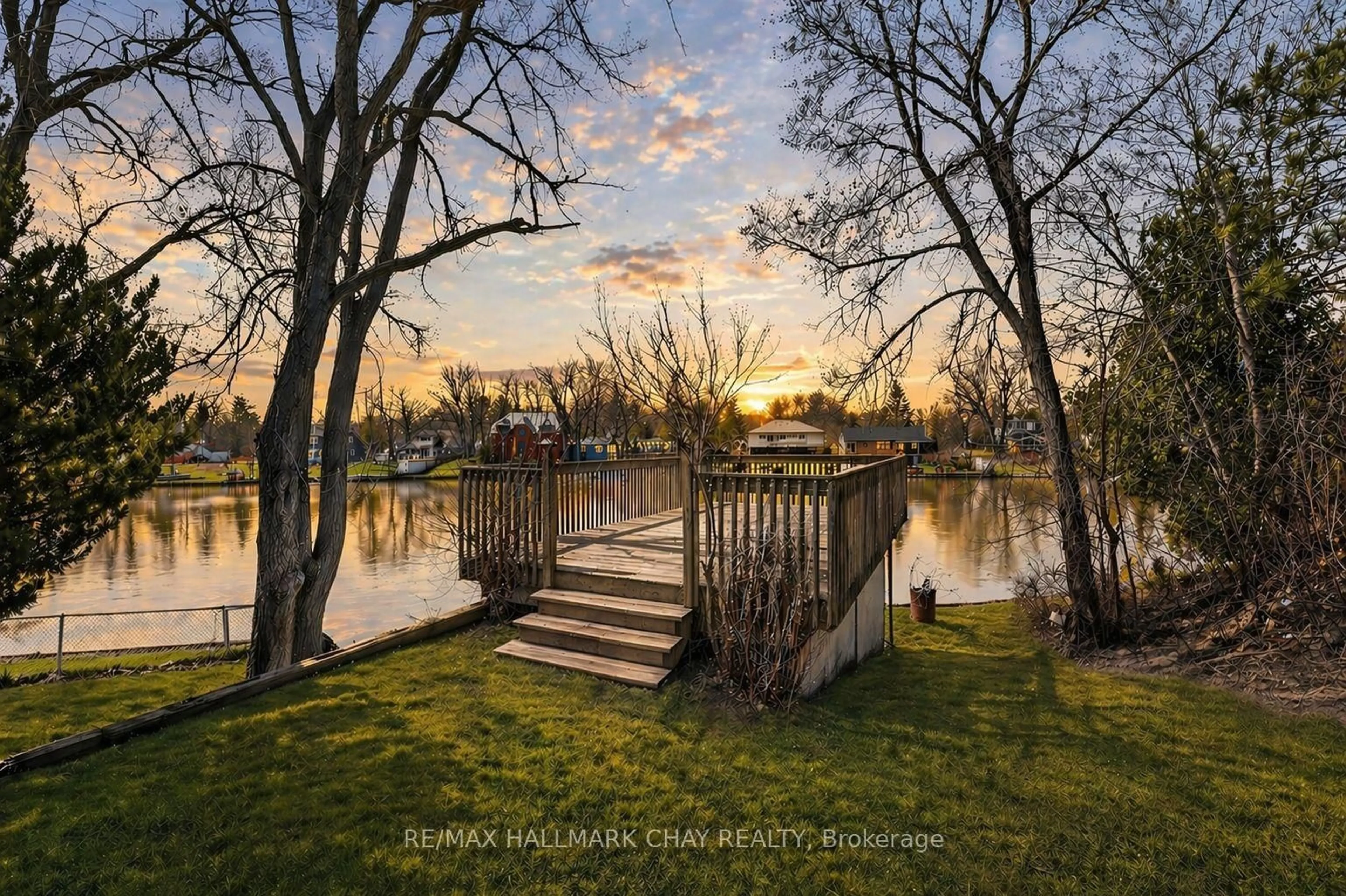 Unknown for 1976 River Rd, Wasaga Beach Ontario L9Z 2W2