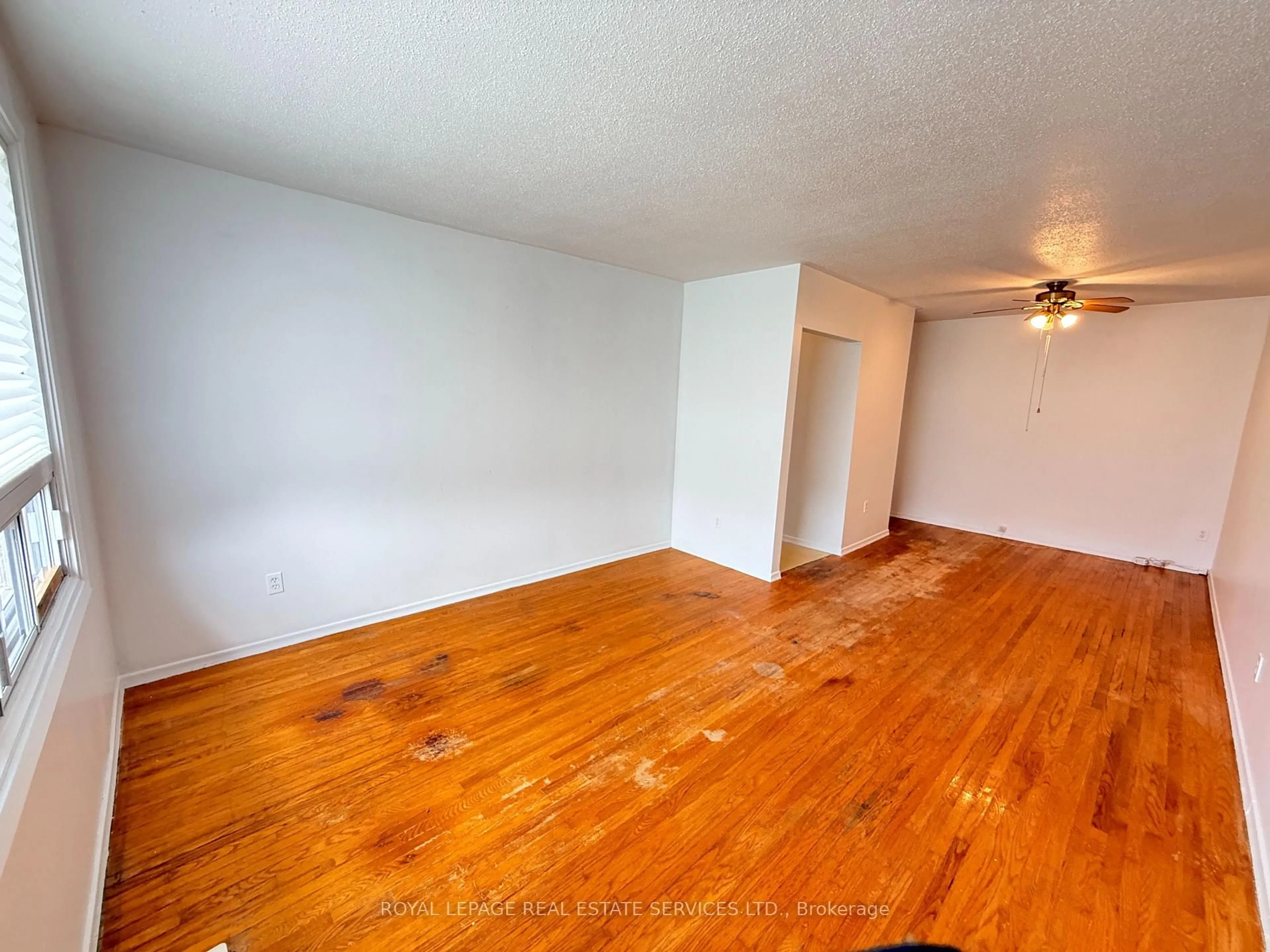 A pic of a room for 31 Daphne Cres, Barrie Ontario L4M 2Y7