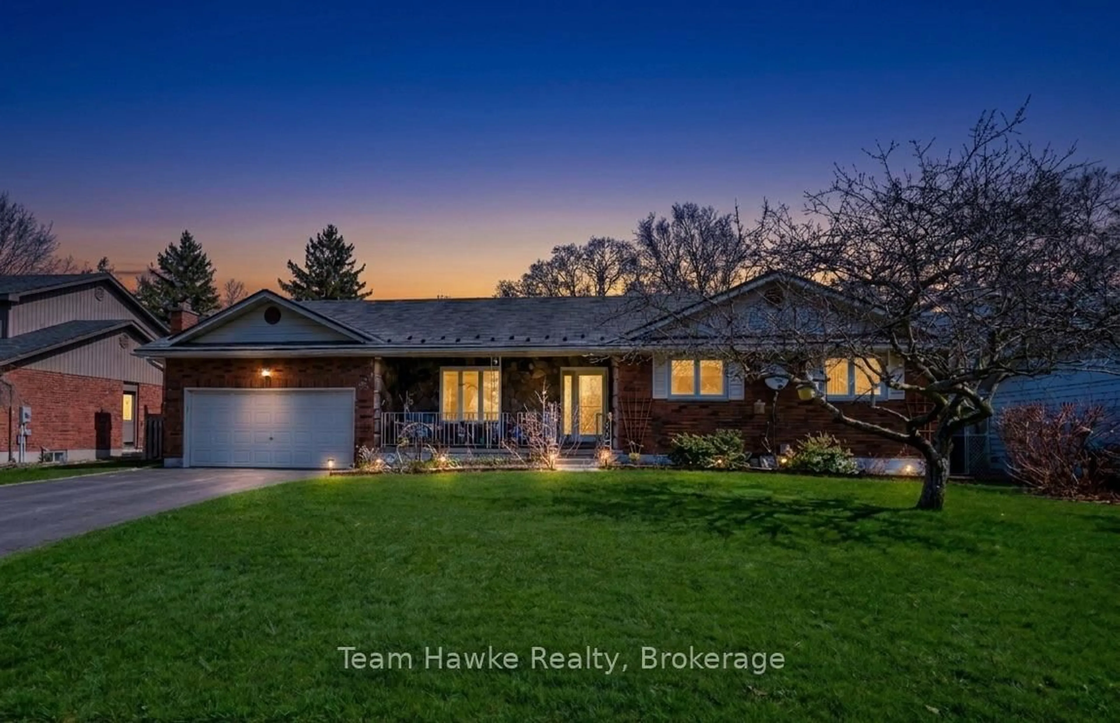 A pic from outside/outdoor area/front of a property/back of a property/a pic from drone, water/lake/river/ocean view for 35 Brule St, Penetanguishene Ontario L9M 1J1