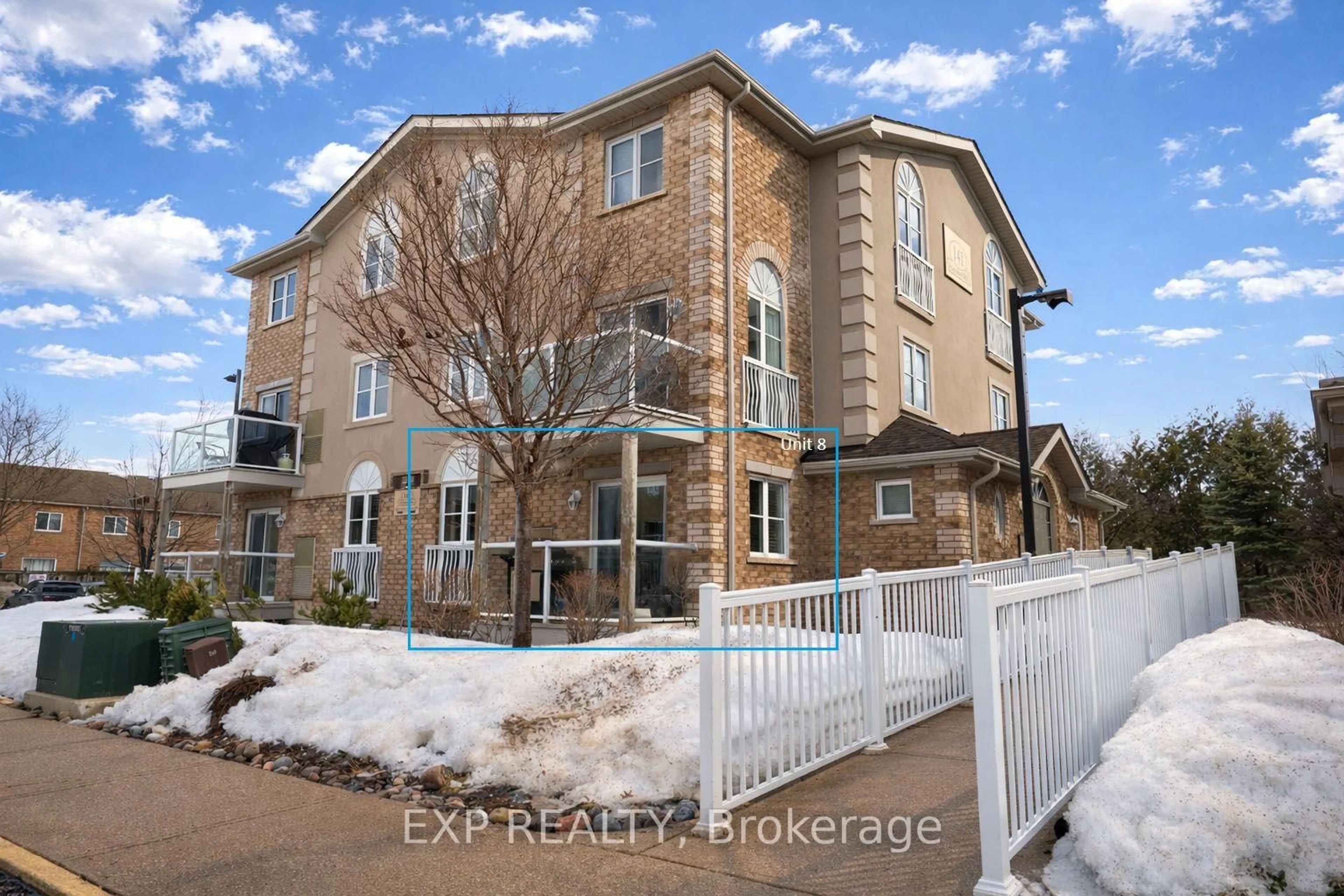 Unknown for 141 Sydenham Wells #8, Barrie Ontario L4M 0H3