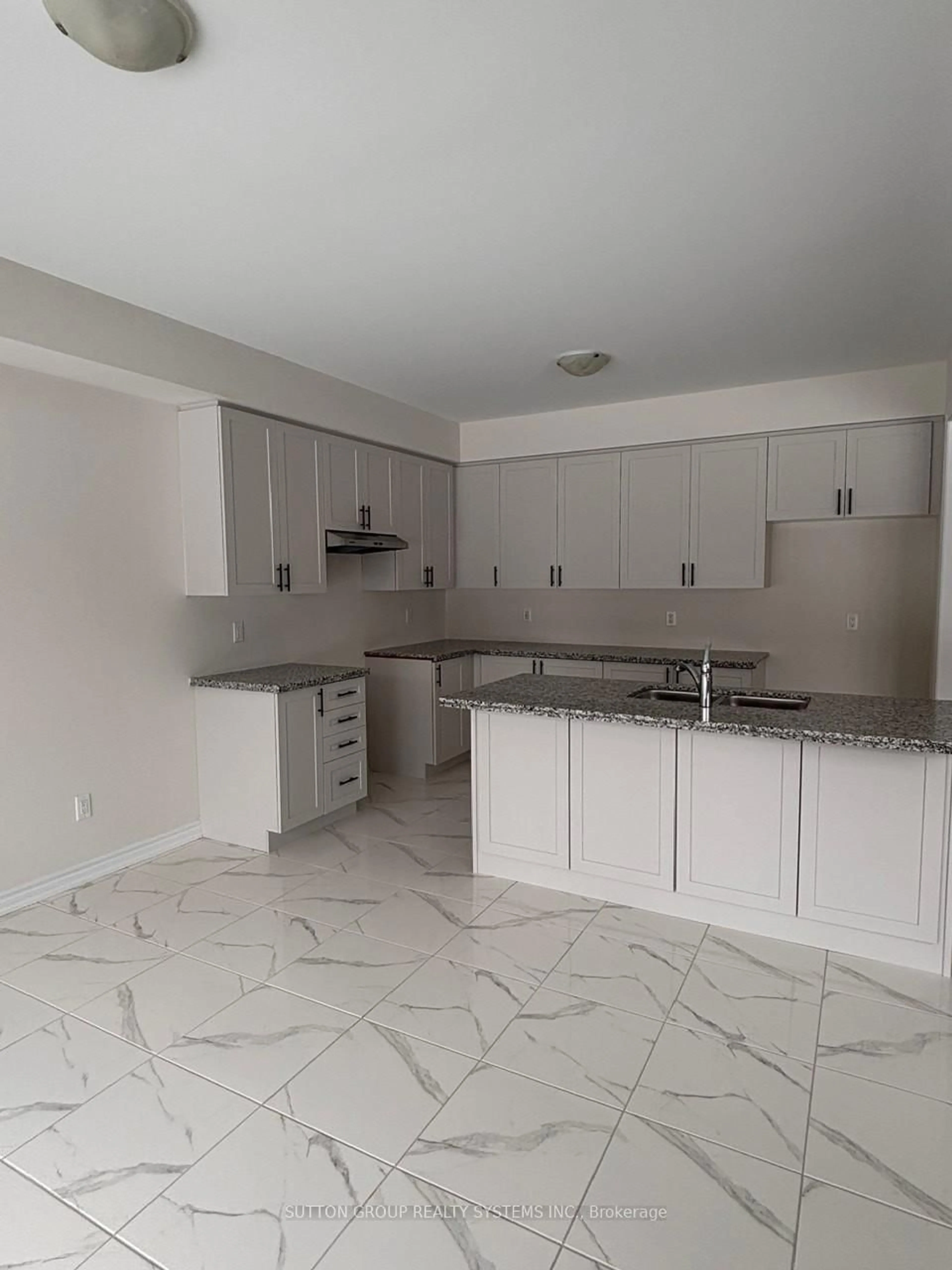 Open concept kitchen, ceramic/tile floor for 14 Federica Cres, Wasaga Beach Ontario L9Z 0N5