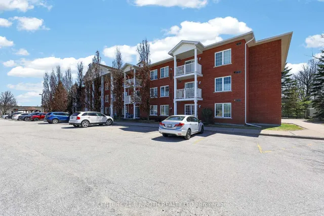 49 Jacobs Terr #116, Barrie 3