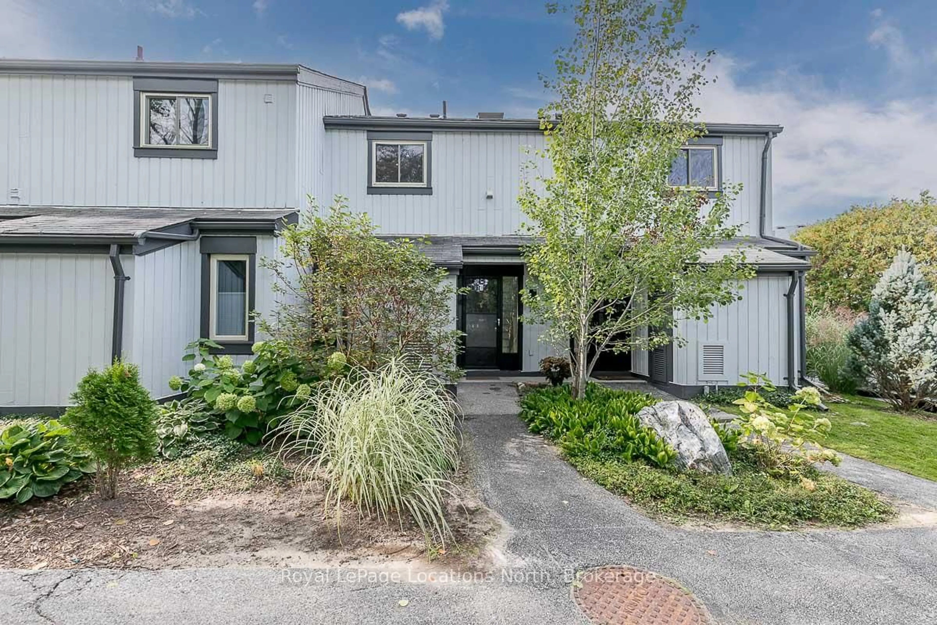 Unknown for 14 Dawson Dr #415, Collingwood Ontario L9Y 5B4