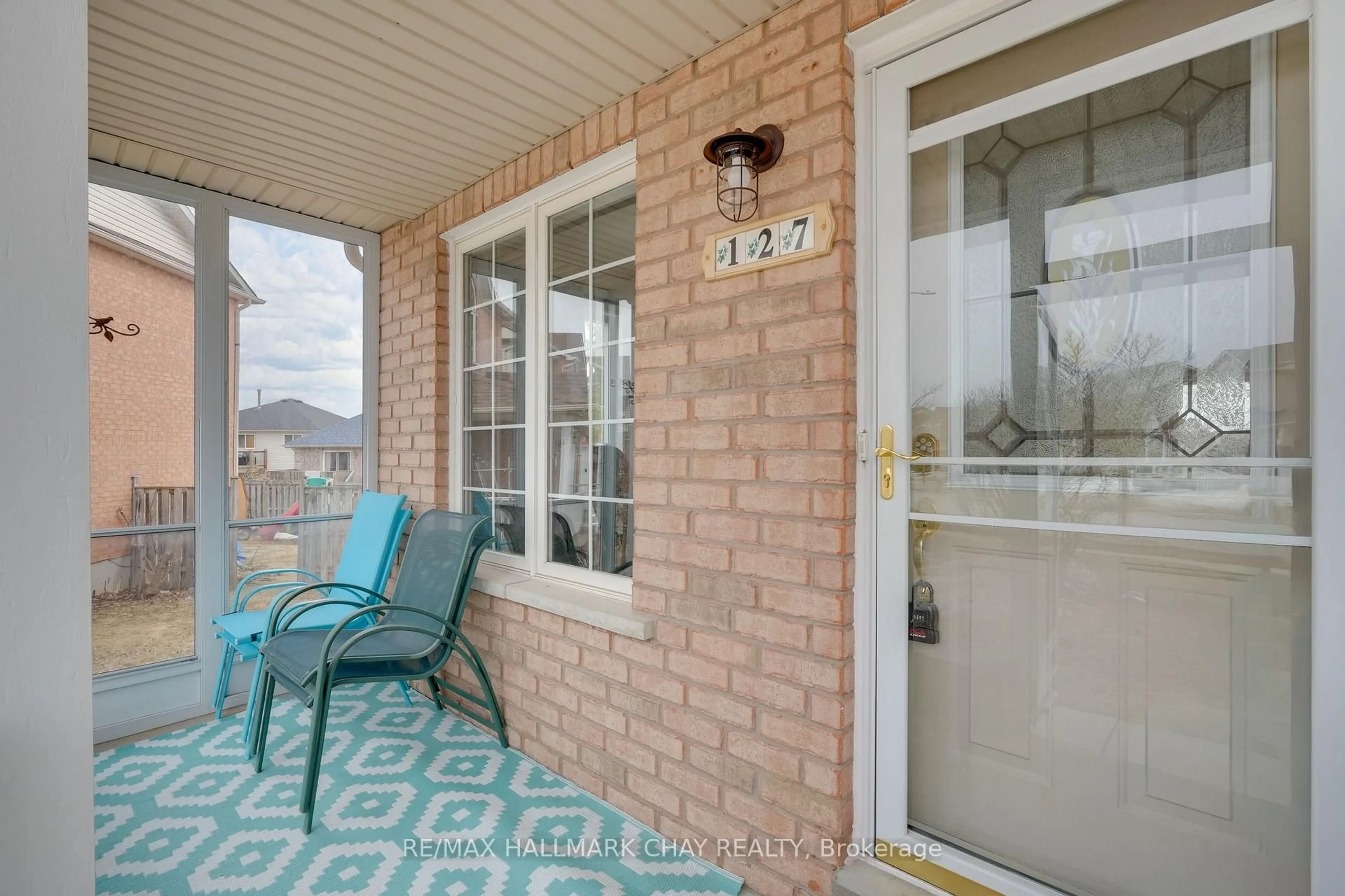 Patio, street for 127 Trevino Circ, Barrie Ontario L4M 6T8