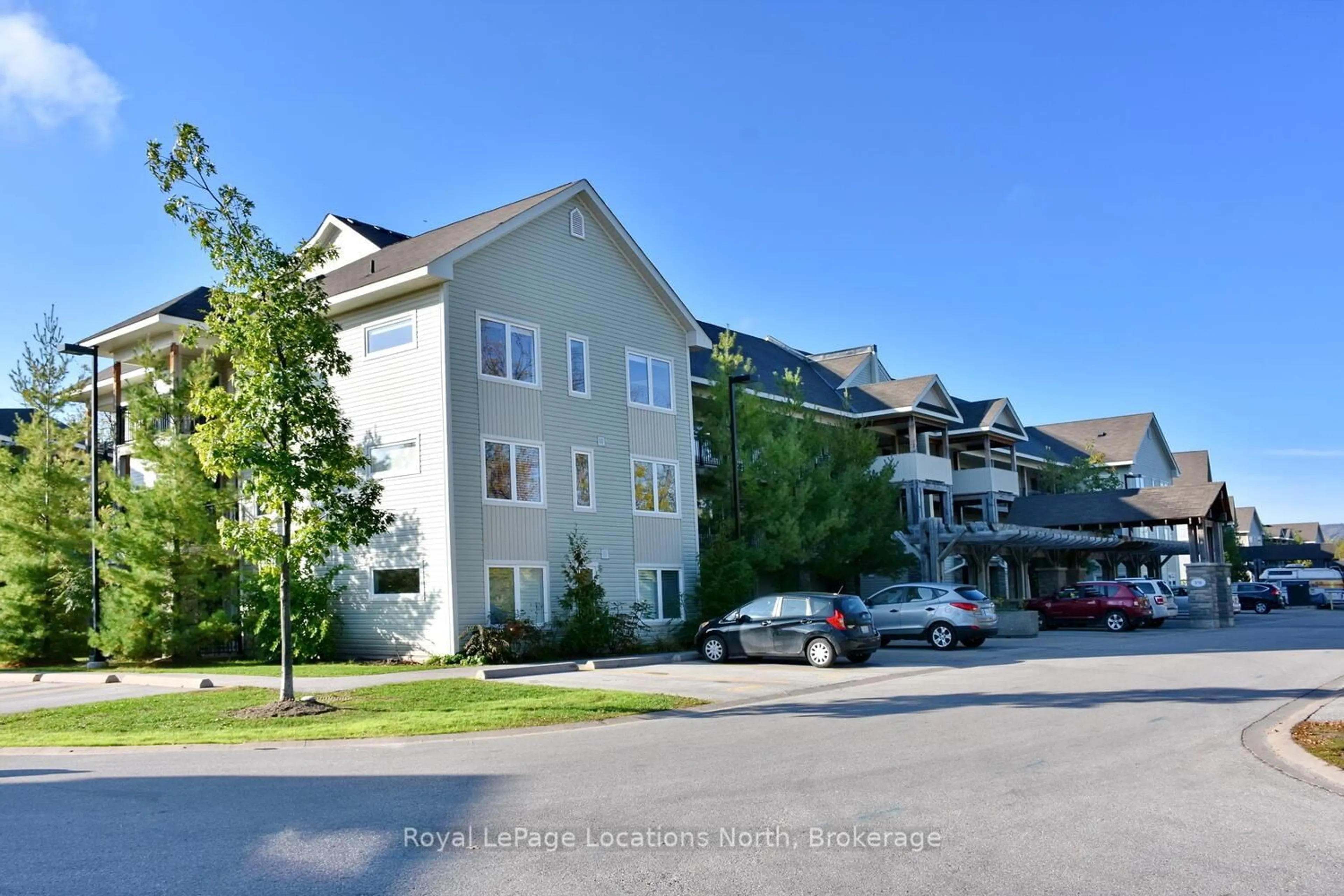 Unknown for 6 BRANDY LANE Dr #208, Collingwood Ontario L9Y 0X4