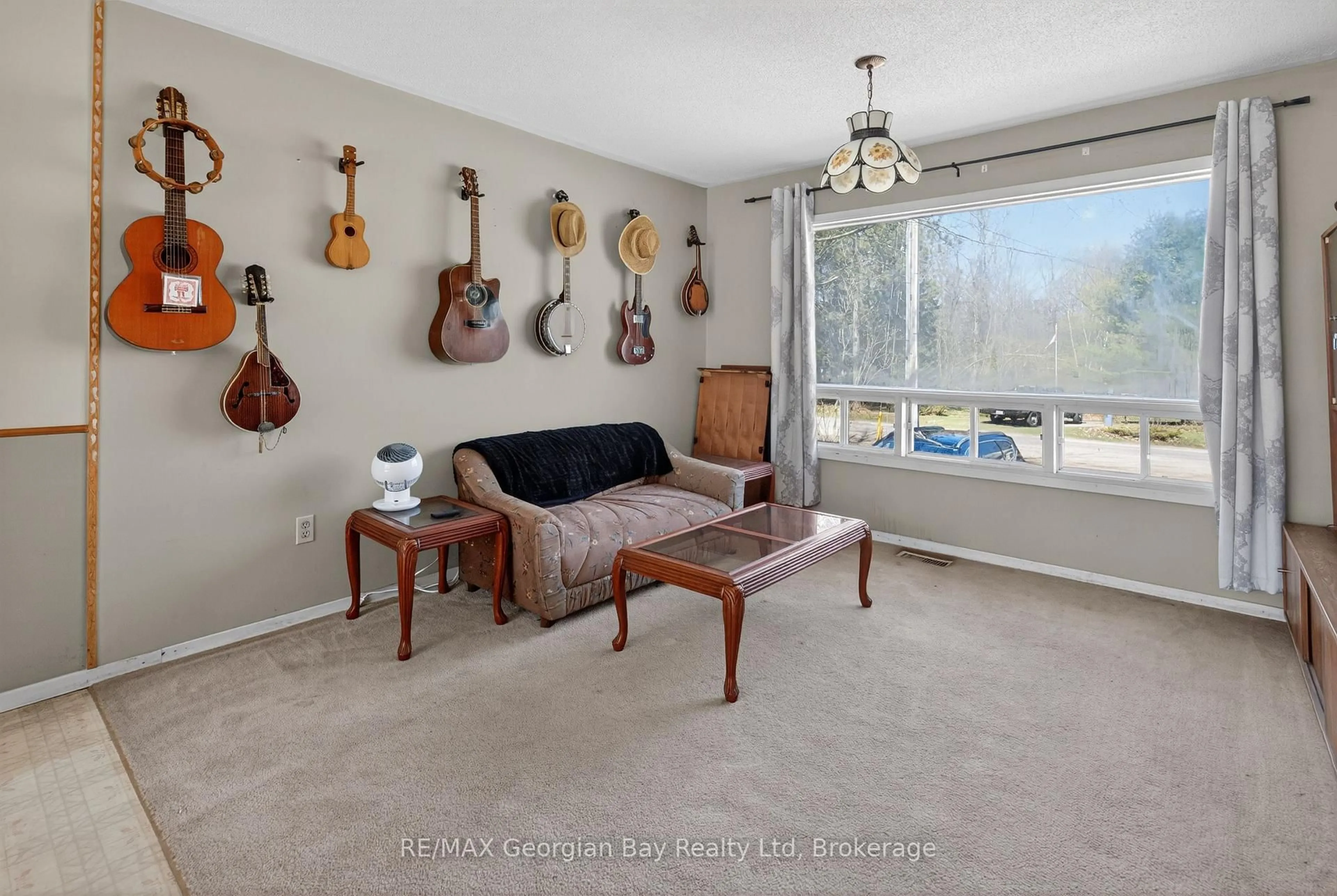 Living room with furniture, unknown for 31 Becketts Sdrd, Tay Ontario L0K 2C0