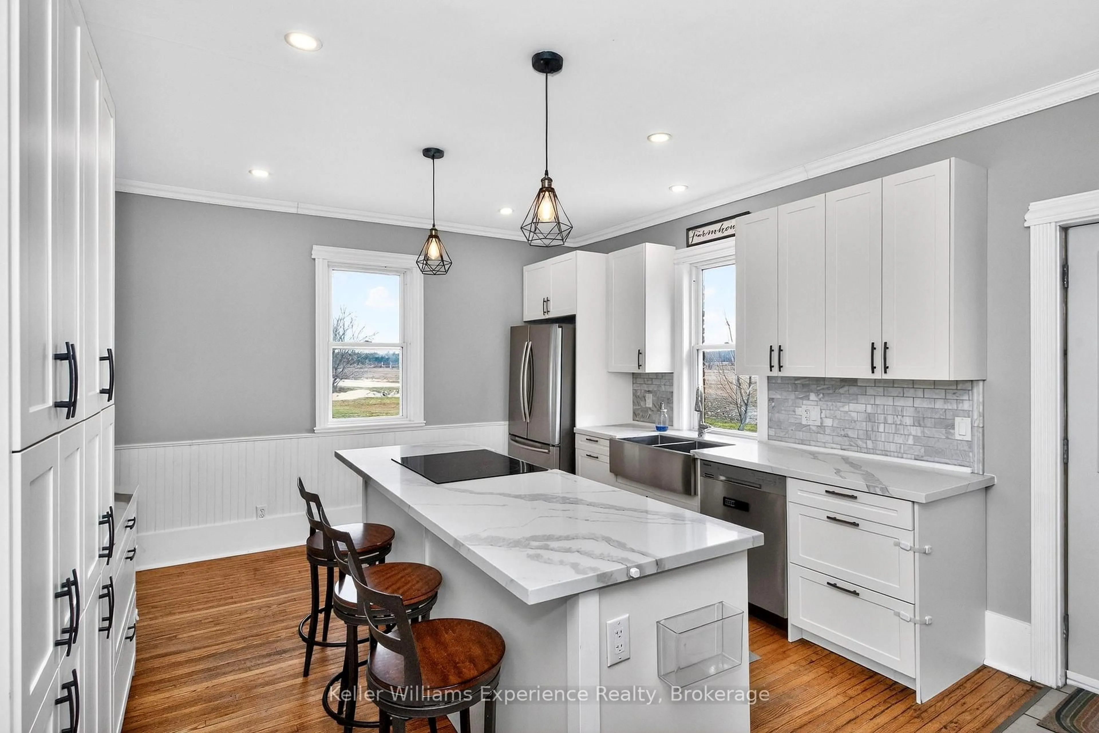 Open concept kitchen, ceramic/tile floor for 2936 Flos 6 Rd, Springwater Ontario L0L 1P0