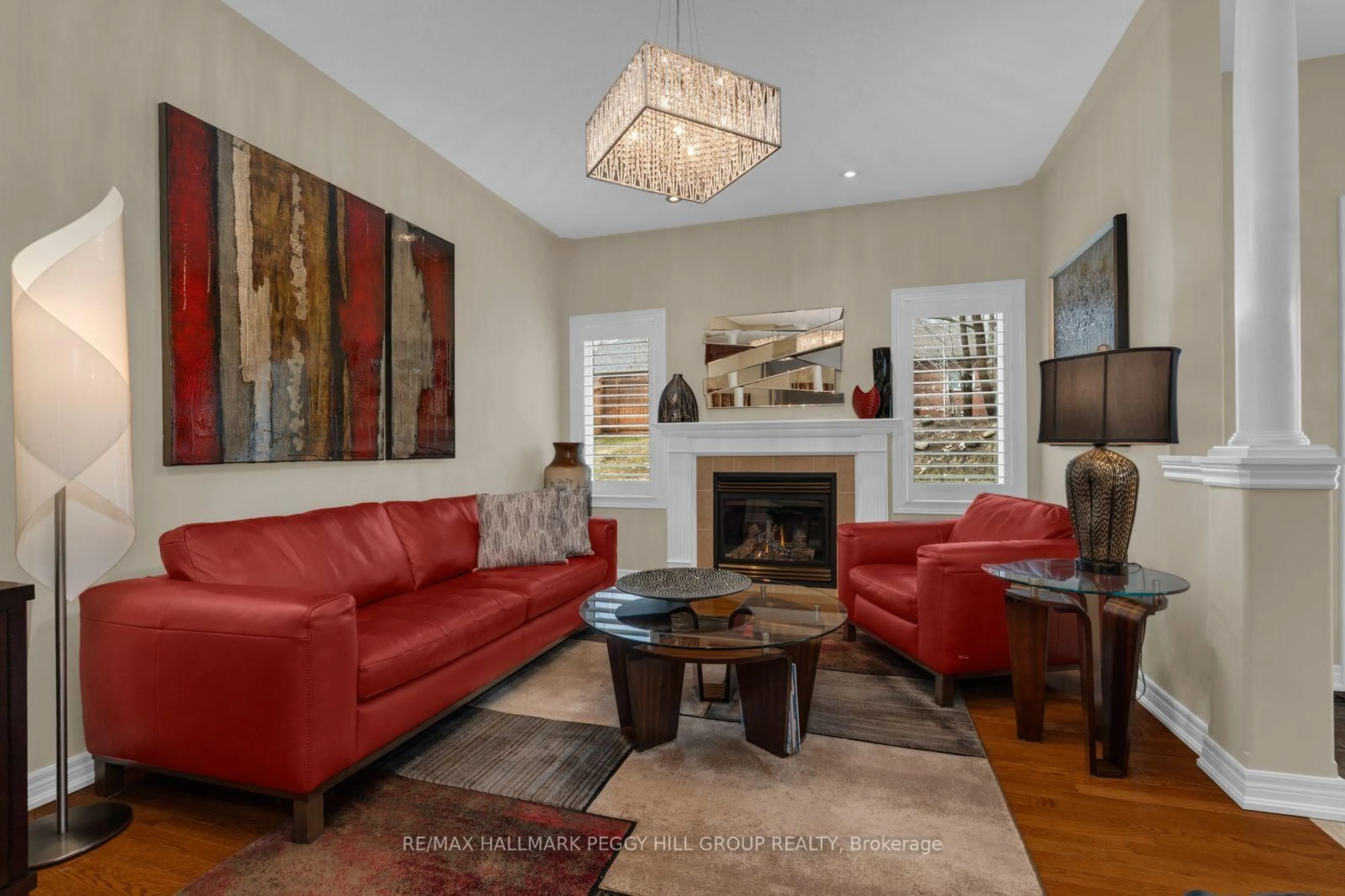 Living room with furniture, unknown for 99 Cumming Dr, Barrie Ontario L4N 0C6