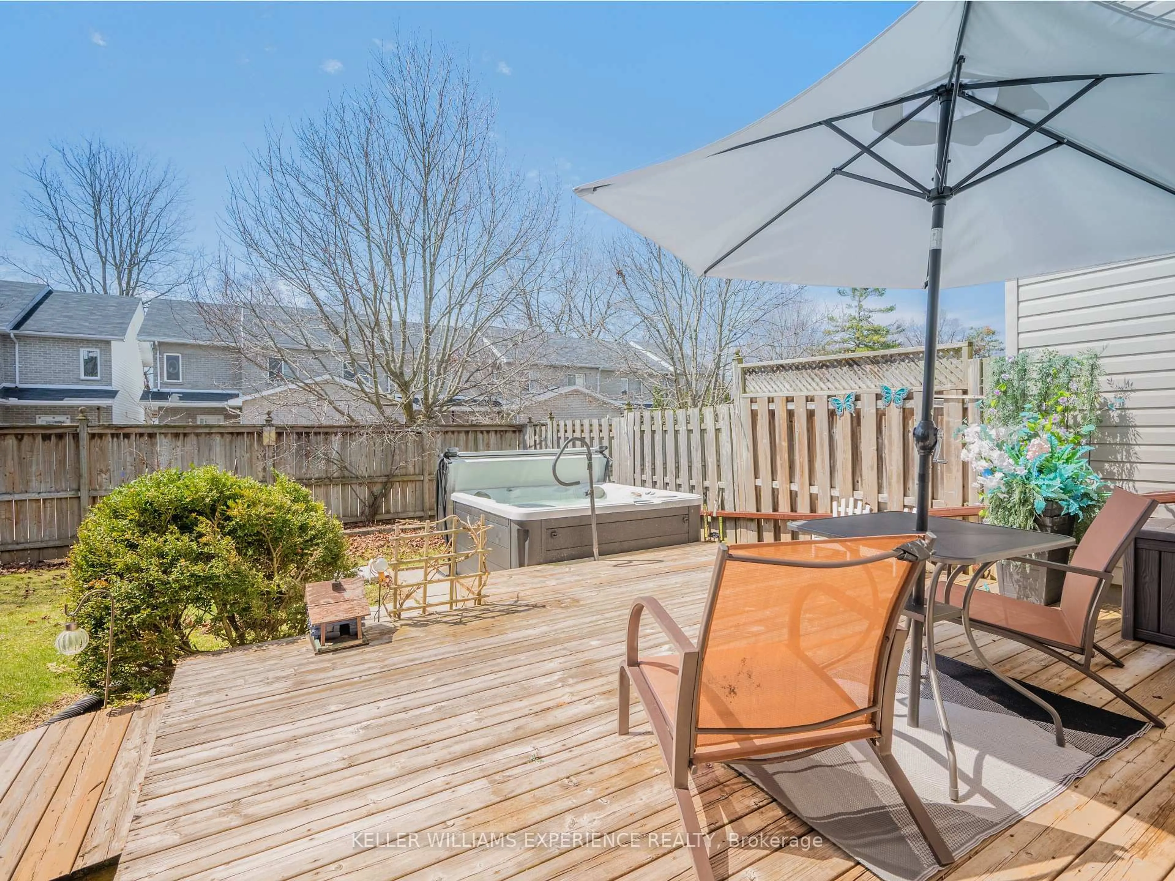 Patio, water/lake/river/ocean view for 371 Millard St, Orillia Ontario L3V 4H5