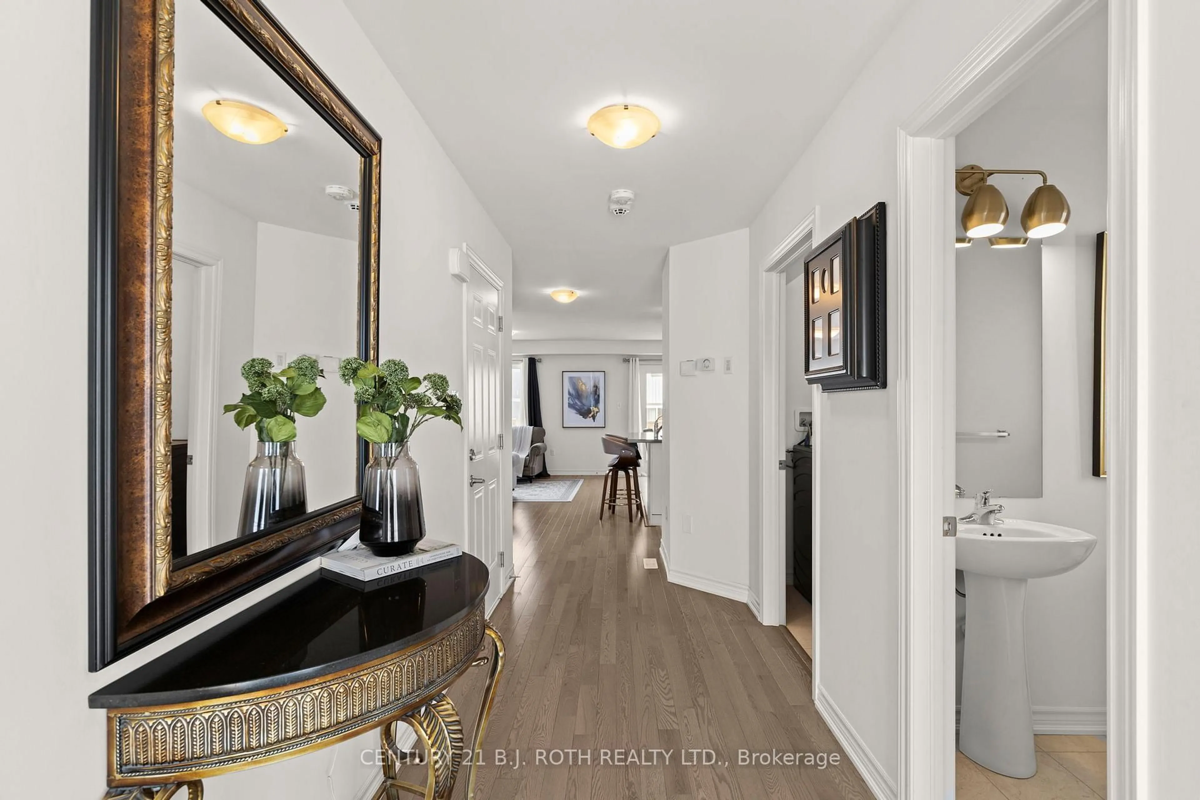 Indoor entryway for 69 Alaskan Hts, Barrie Ontario L9J 0H9