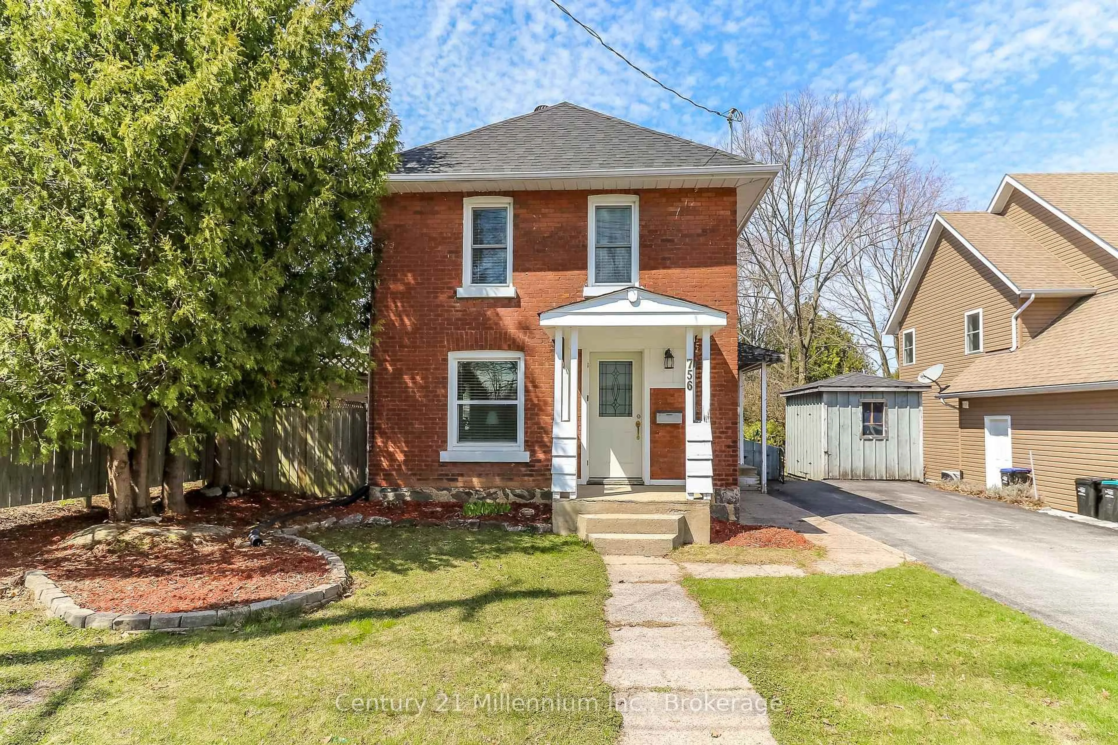 Home with brick exterior material, street for 756 Quebec St, Midland Ontario L4R 1E8