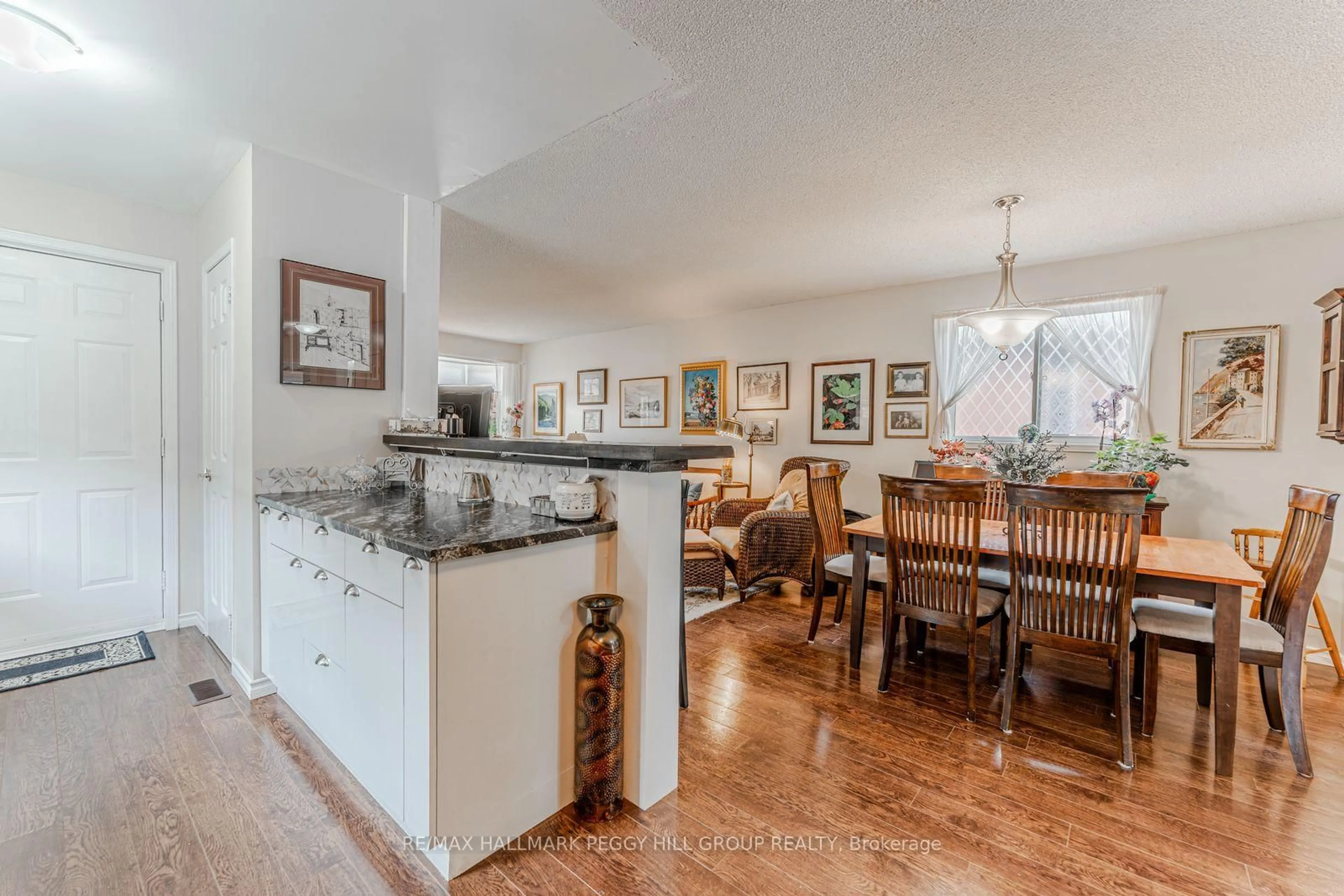 Open concept kitchen, unknown for 132 Benson Dr, Barrie Ontario L4N 7Y3