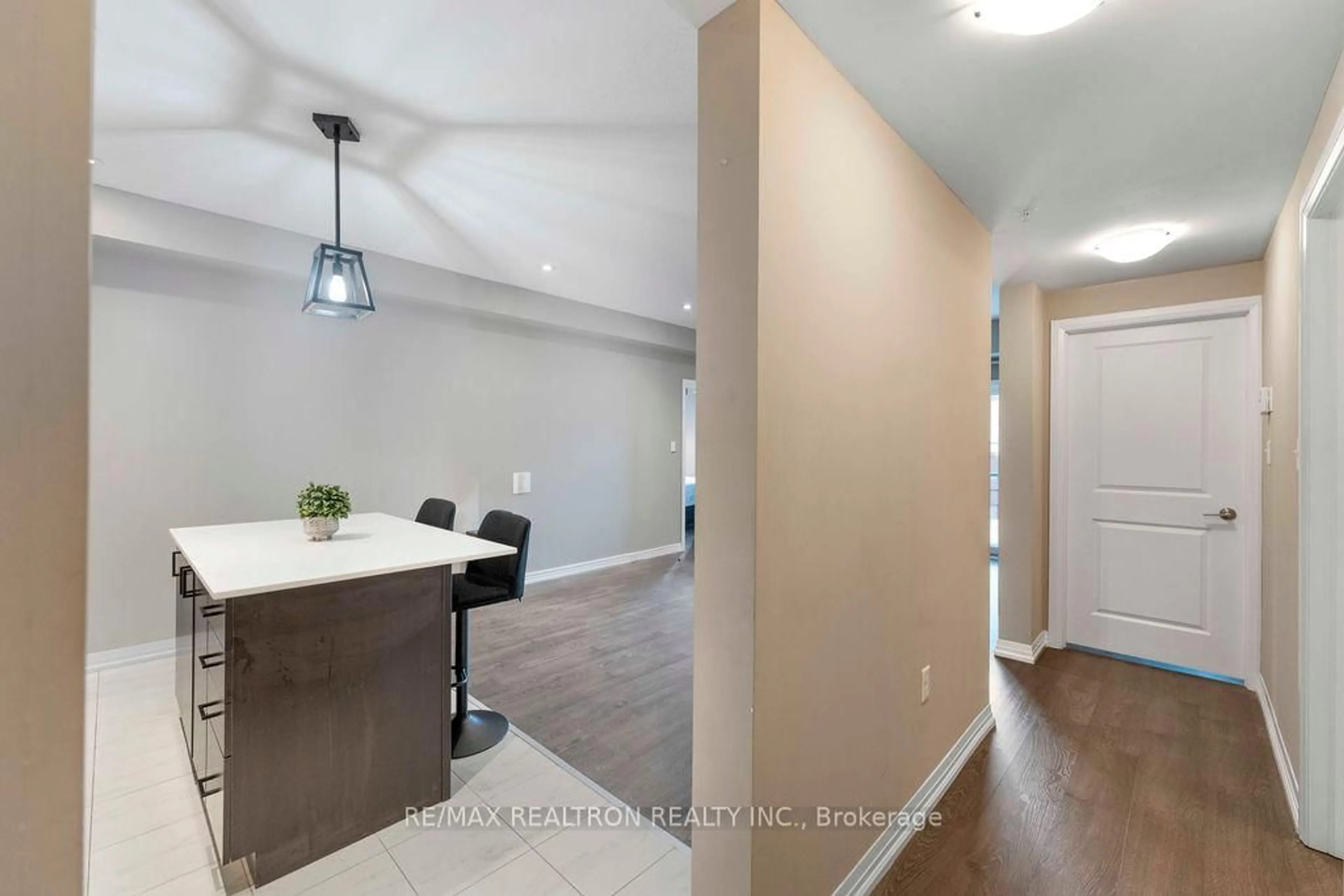 Unknown for 300 Essa Rd #603, Barrie Ontario L4N 9Y4