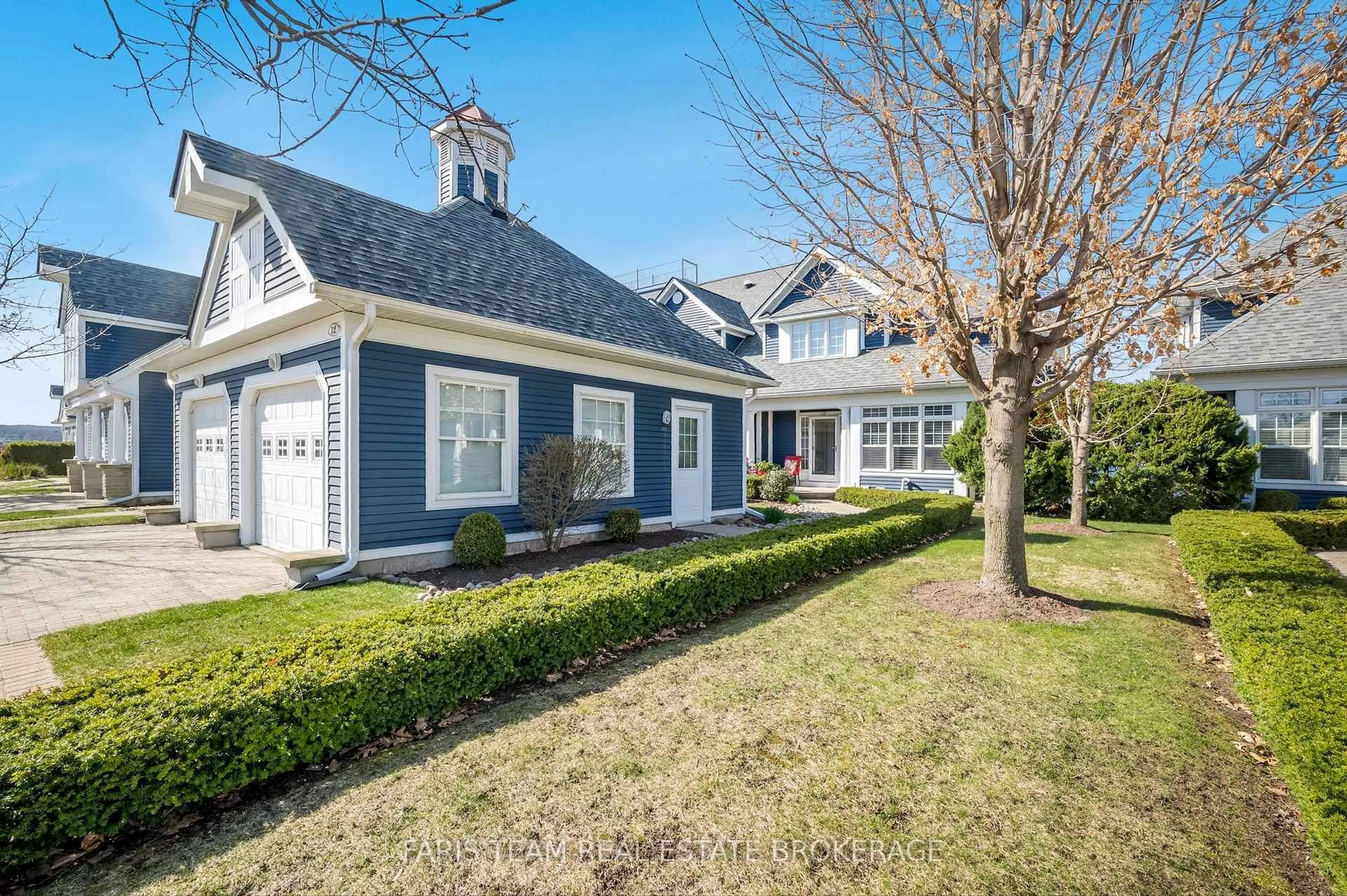 Home with vinyl exterior material, street for 155 William St #12, Midland Ontario L4R 5N1