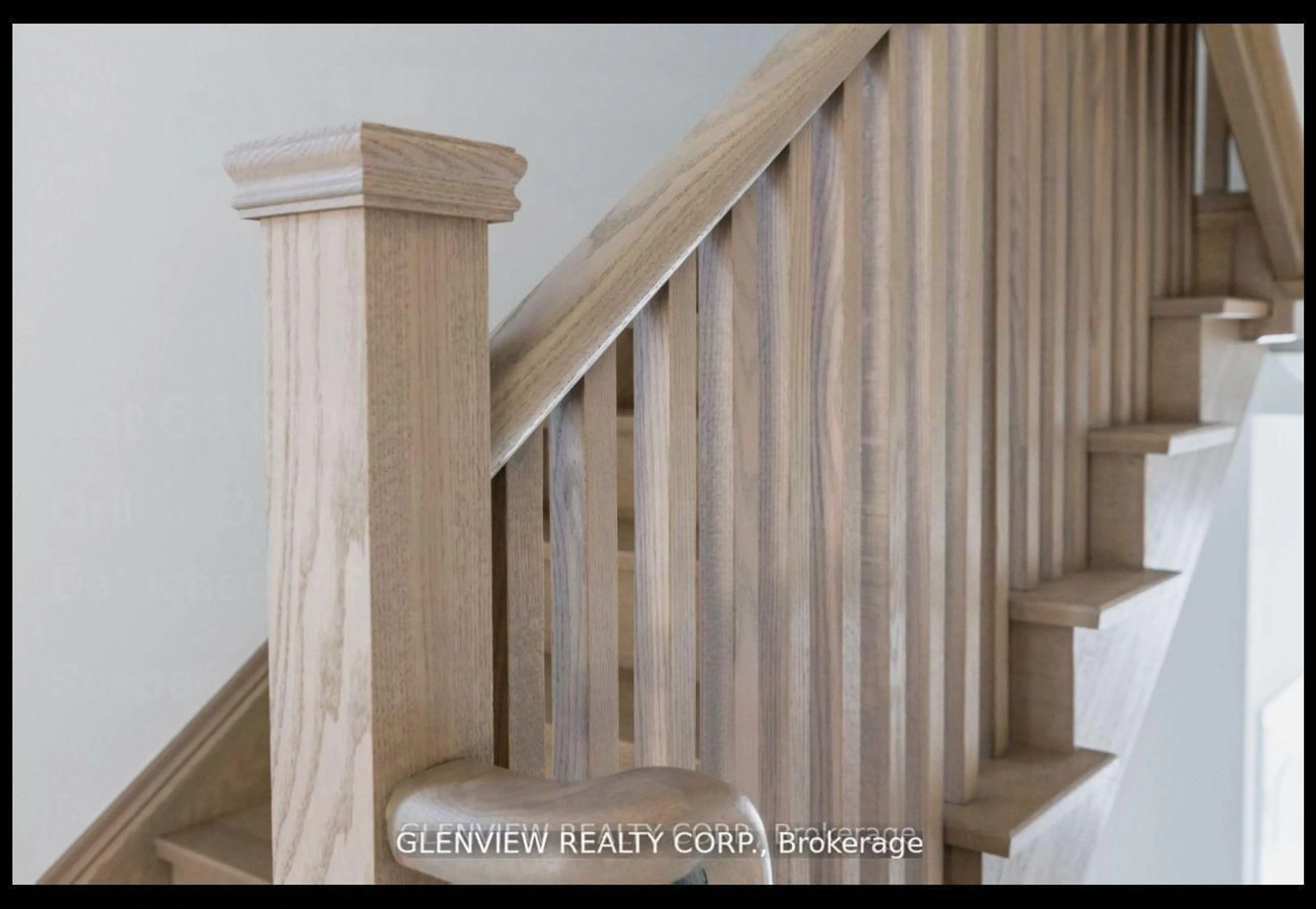 Stairs for 3033 Sierra Dr, Orillia Ontario L3V 8M8