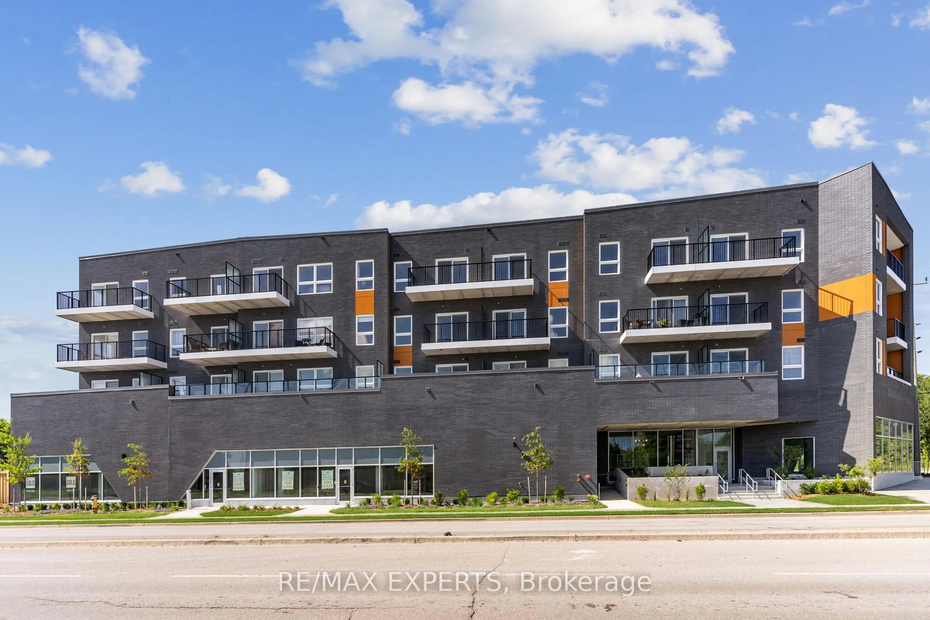 Unknown for 430 Essa Rd #424, Barrie Ontario L4N 9C6