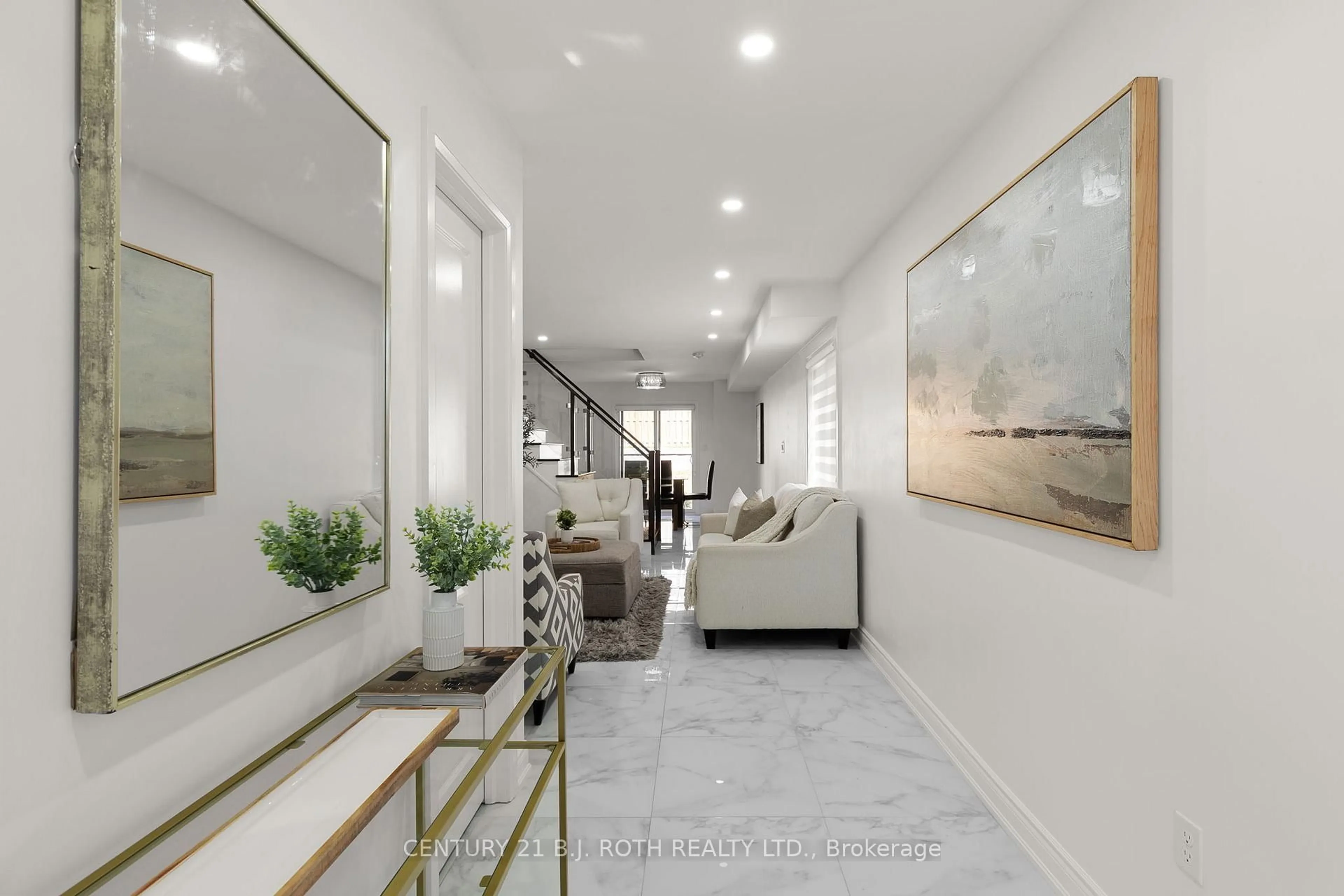 Indoor entryway for 33 Brown Bear St, Barrie Ontario L9J 0H7