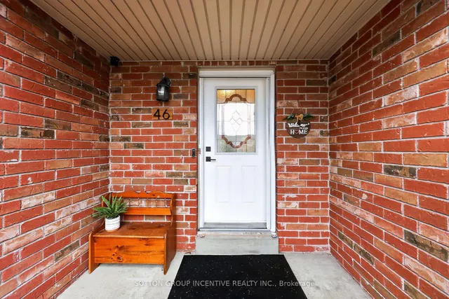 46 Bates Crt, Barrie 2
