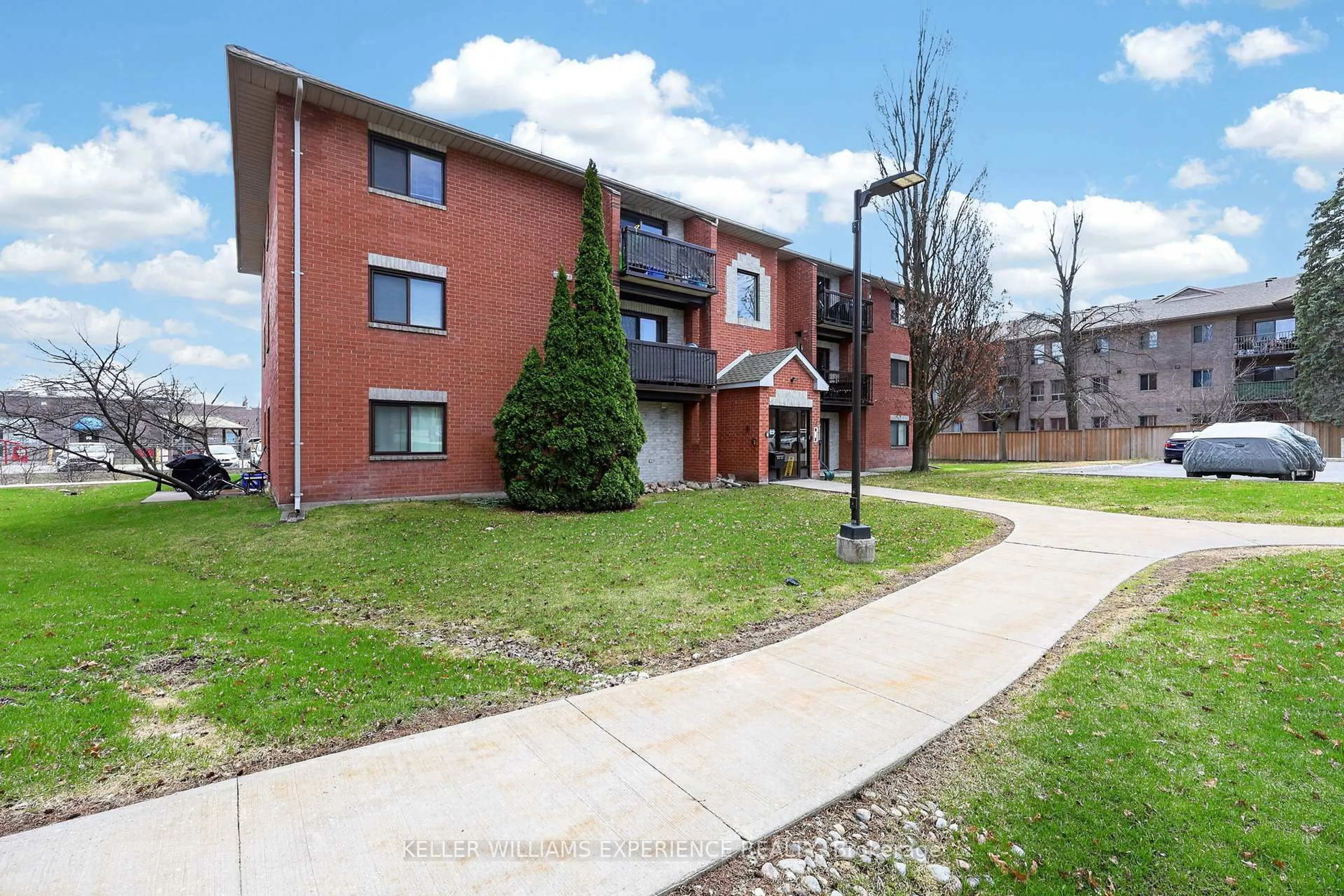 Unknown for 183 Edgehill Dr #C4, Barrie Ontario L4N 1L9