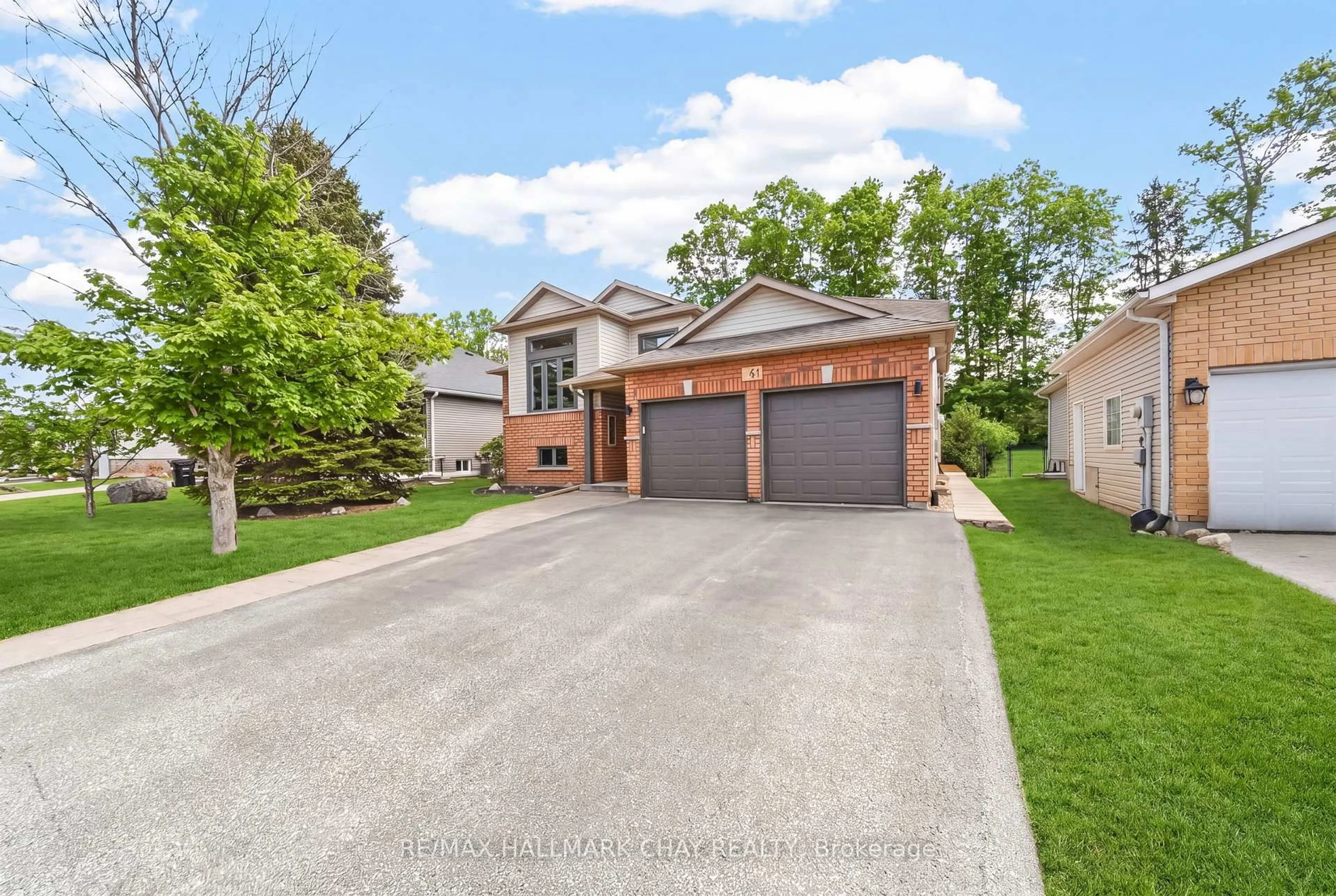 Home with brick exterior material, street for 51 Mcdermitt Tr, Tay Ontario L0K 2A0