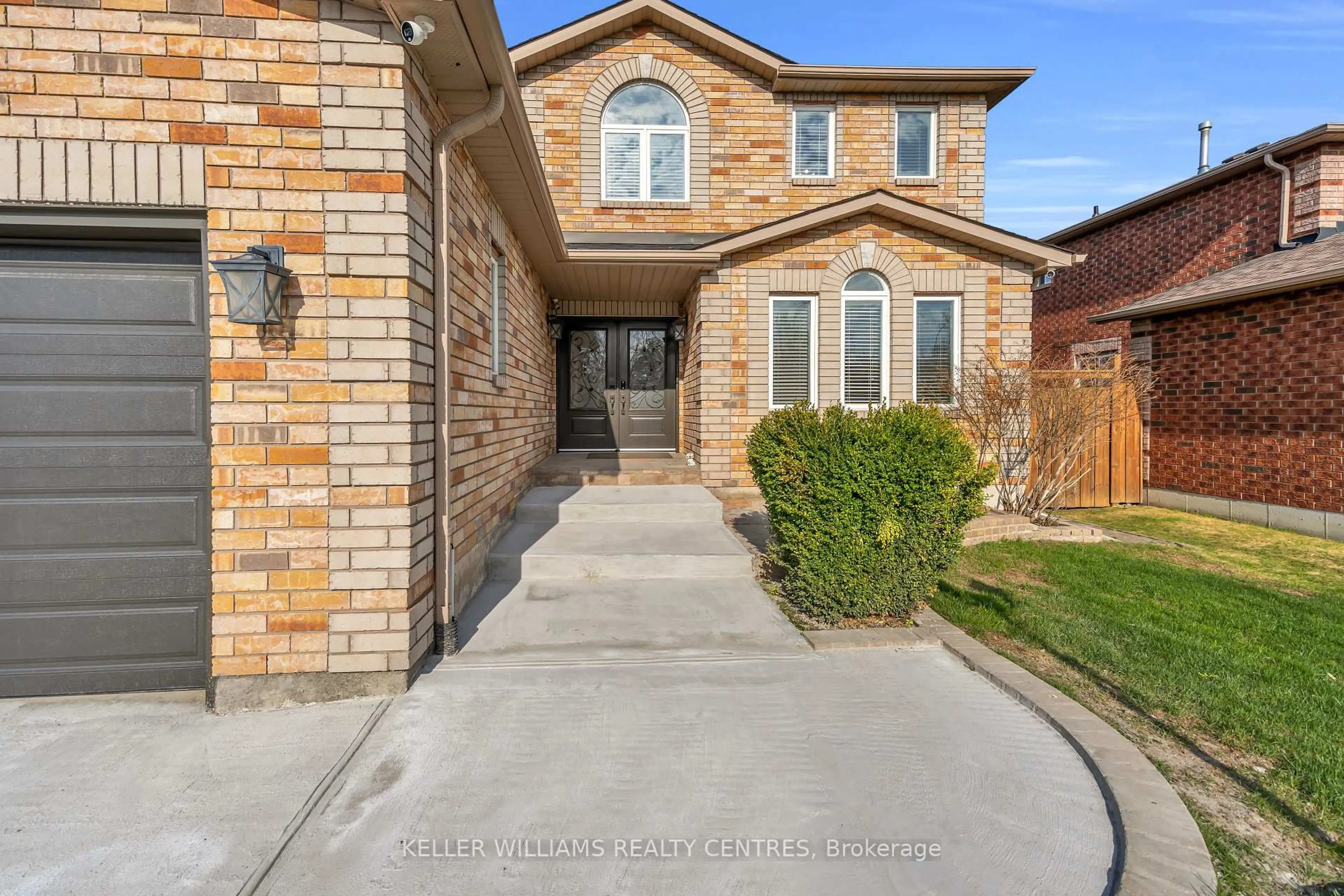 Home with brick exterior material, street for 59 Stunden Lane, Barrie Ontario L4N 5Z1