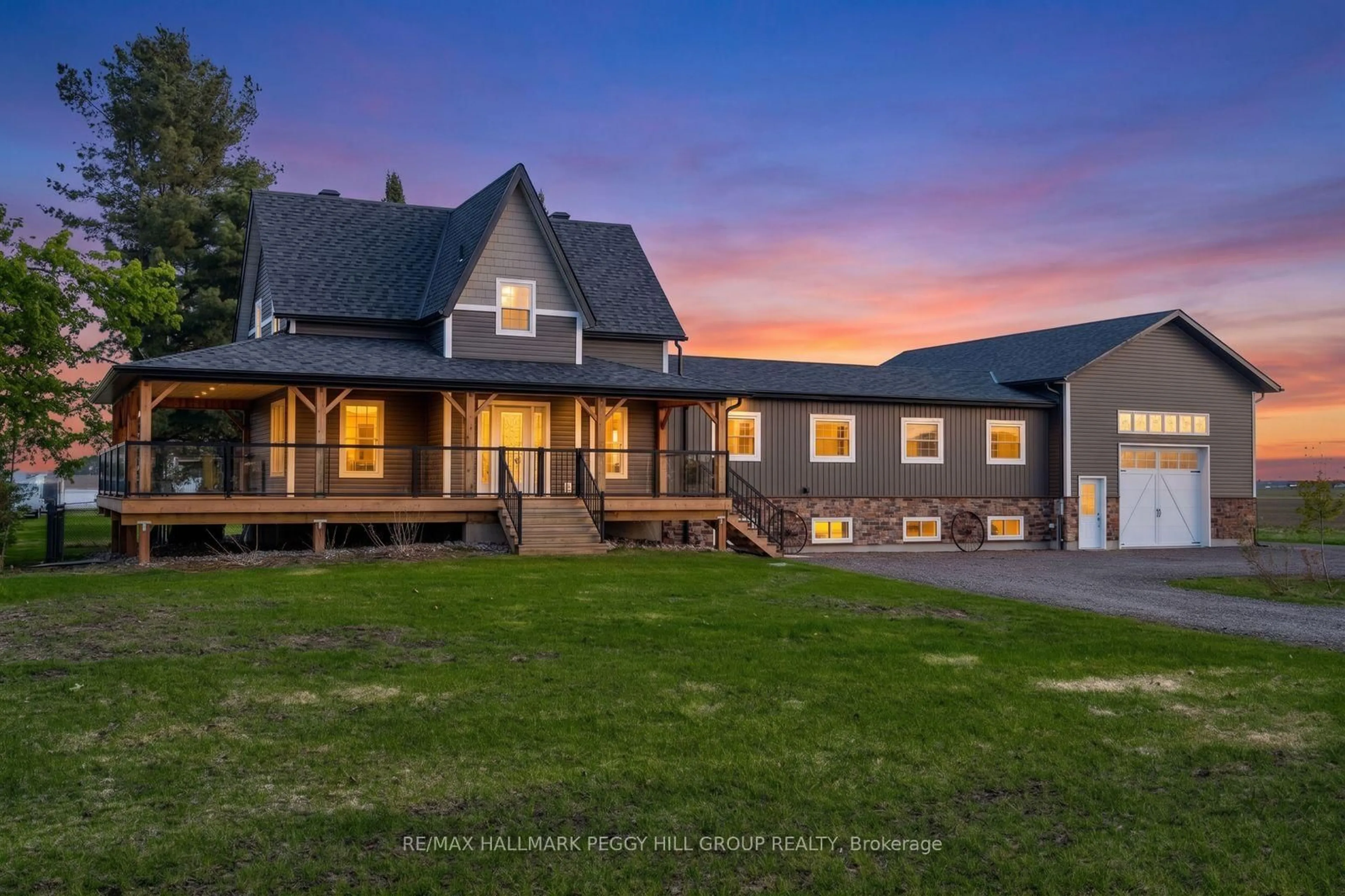 A pic from outside/outdoor area/front of a property/back of a property/a pic from drone, mountain view for 79 Concession 2, Tiny Ontario L0L 2T0