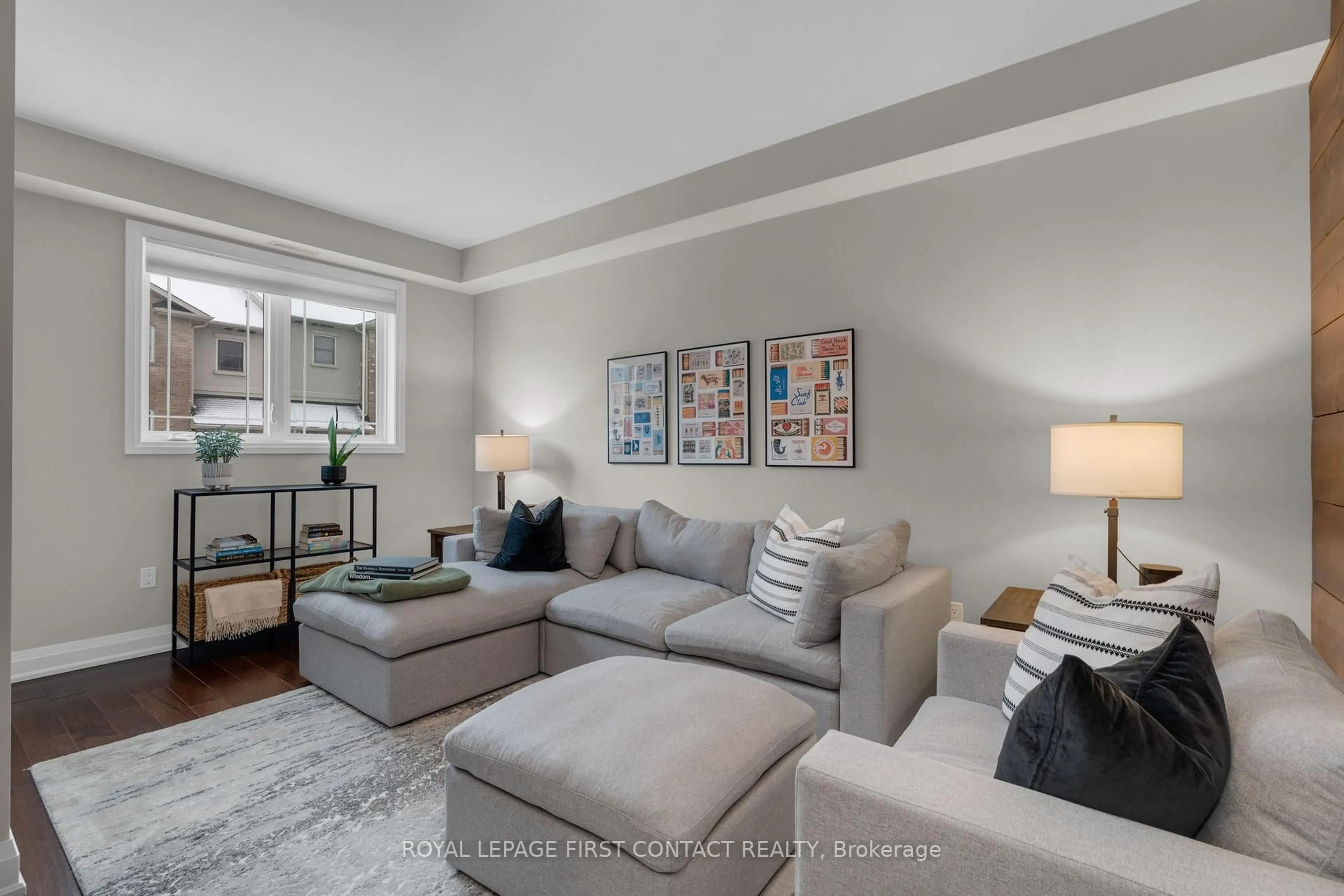 Living room with furniture, unknown for 376 Blake St #21, Barrie Ontario L4M 1J6