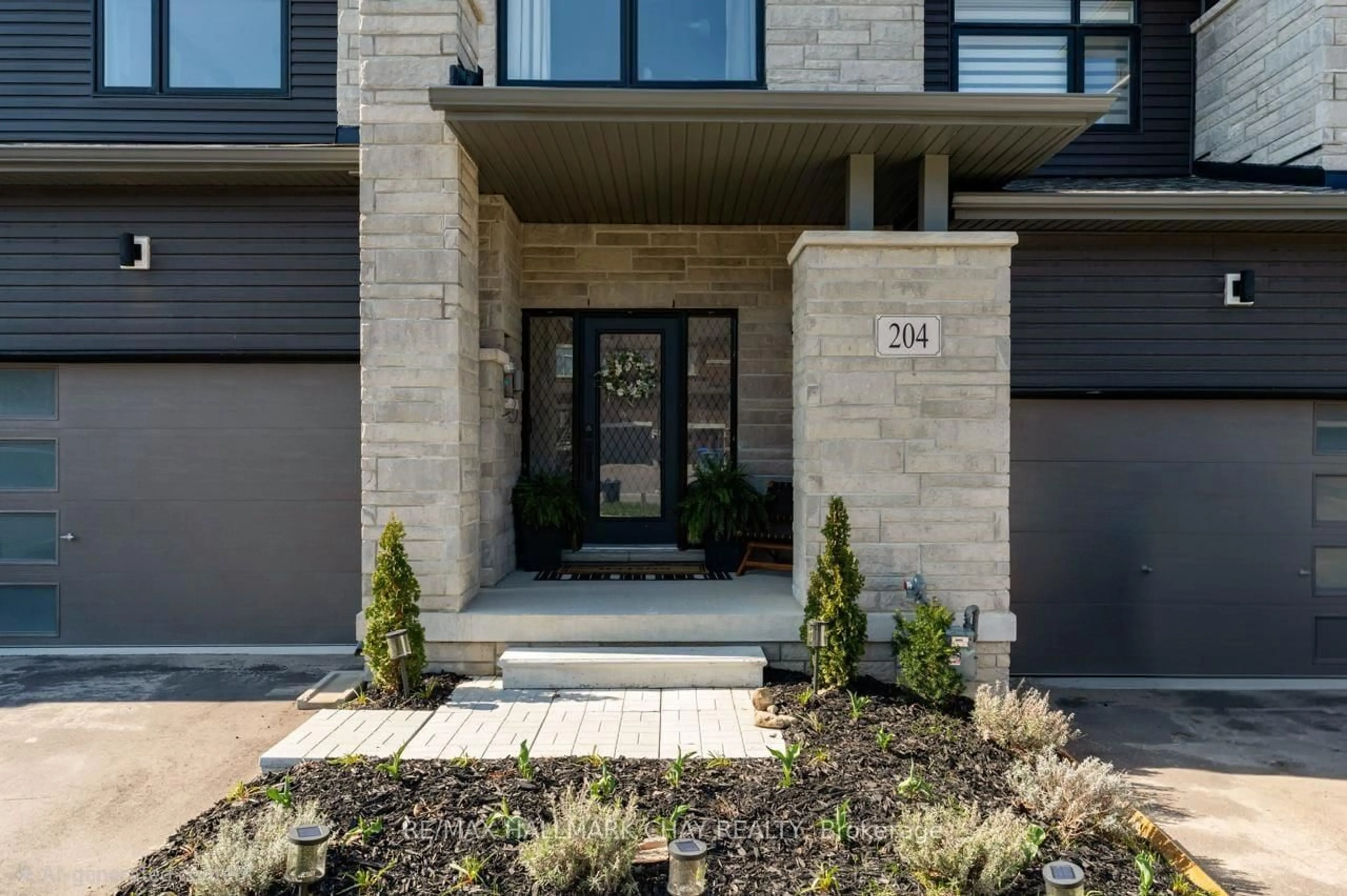 Unknown for 204 Rosanne Circ, Wasaga Beach Ontario L9Z 0N3