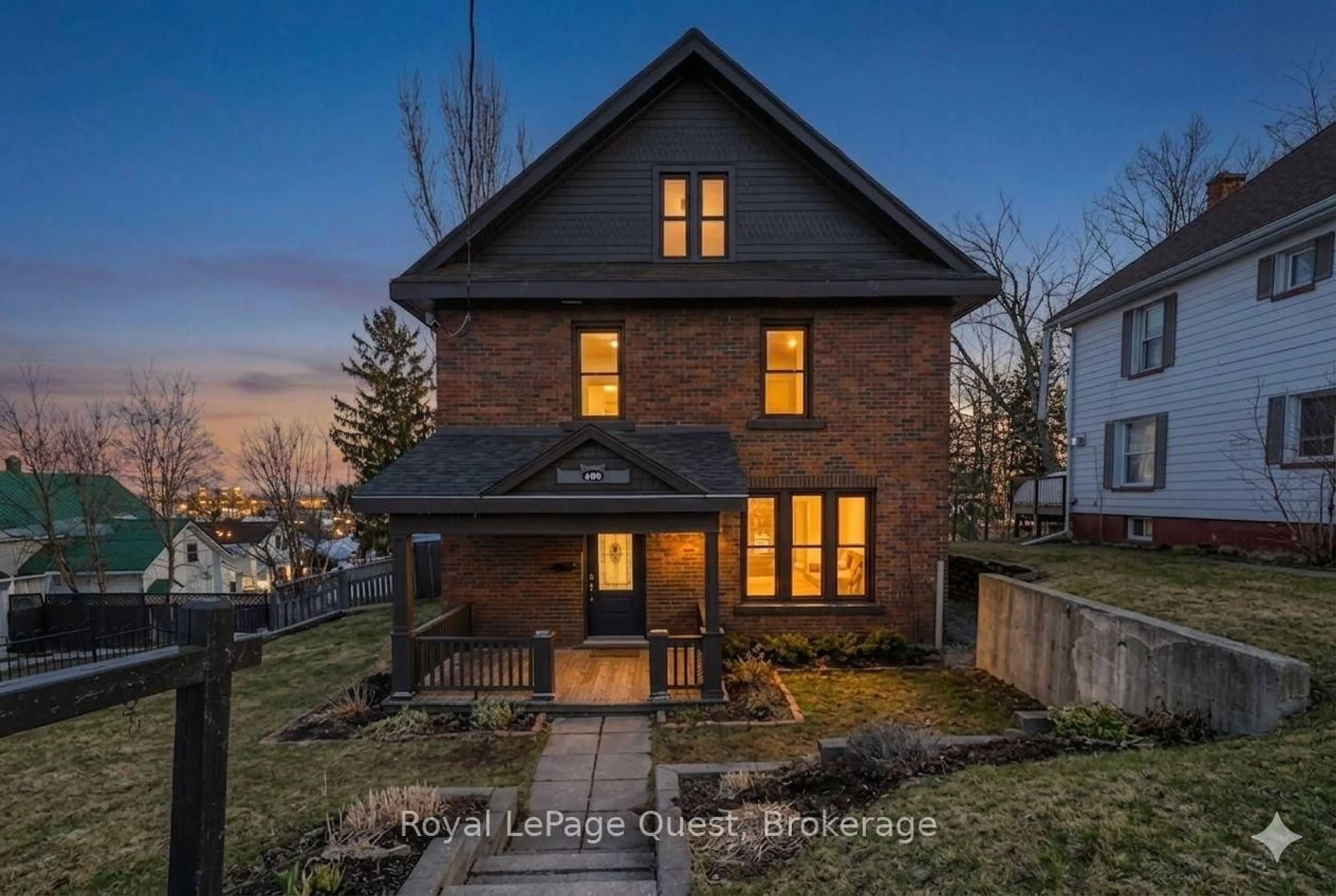 Home with brick exterior material, street for 109 Brant St, Orillia Ontario L3V 1Z3