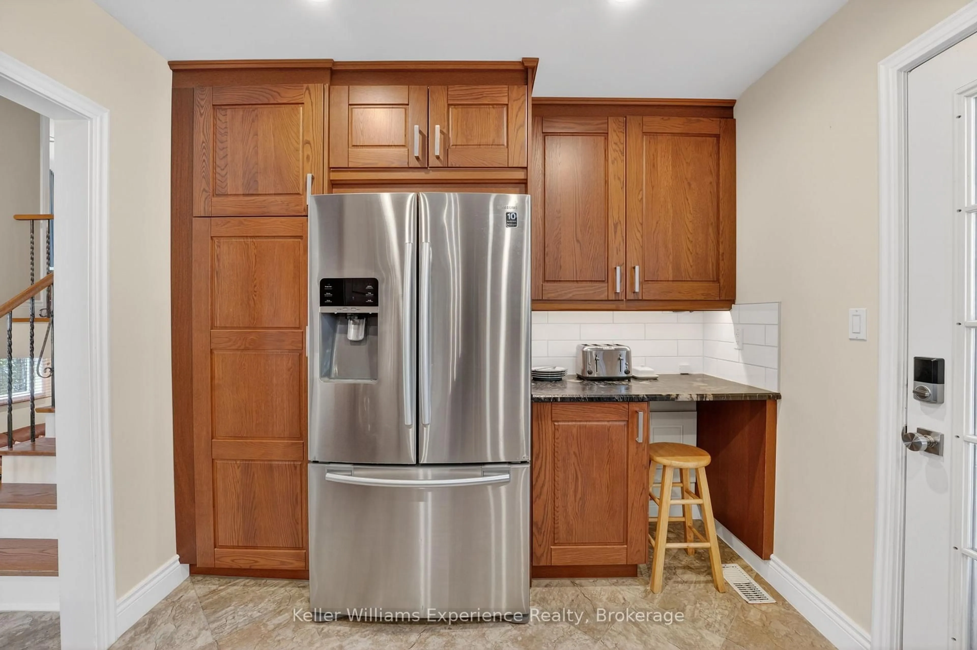 Standard kitchen, unknown for 126 Gerald Ave, Orillia Ontario L3V 3S3