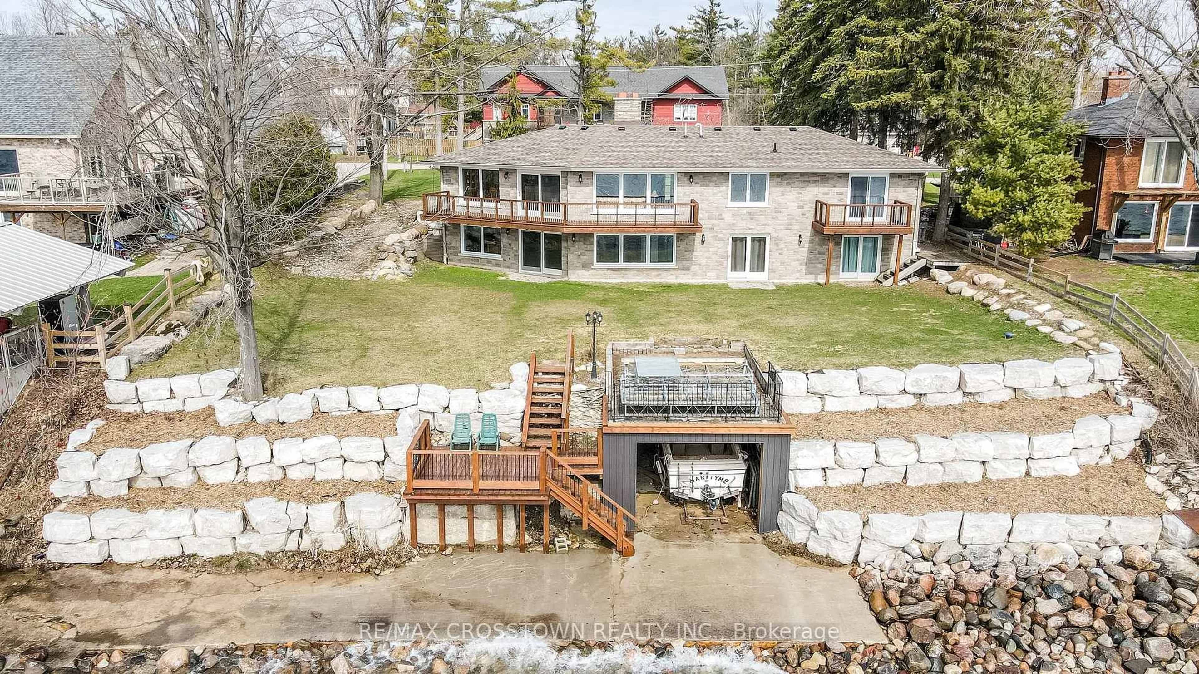 A pic from outside/outdoor area/front of a property/back of a property/a pic from drone, water/lake/river/ocean view for 29 Grandview Cres, Oro-Medonte Ontario L0L 2E0