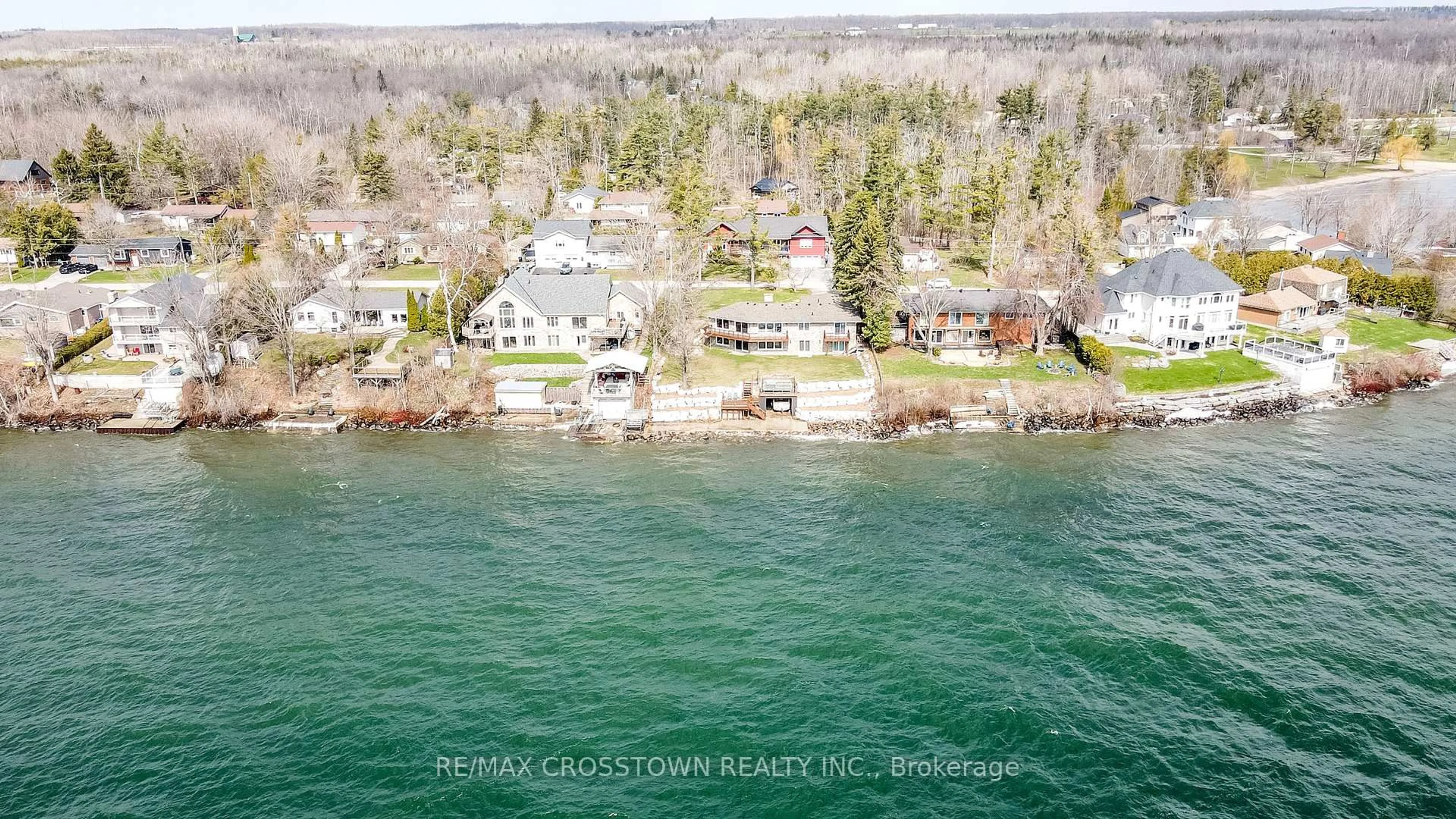 A pic from outside/outdoor area/front of a property/back of a property/a pic from drone, water/lake/river/ocean view for 29 Grandview Cres, Oro-Medonte Ontario L0L 2E0